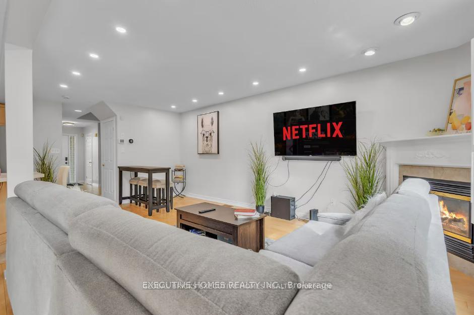Photo of Unit 17, 1245 Stephenson Drive
