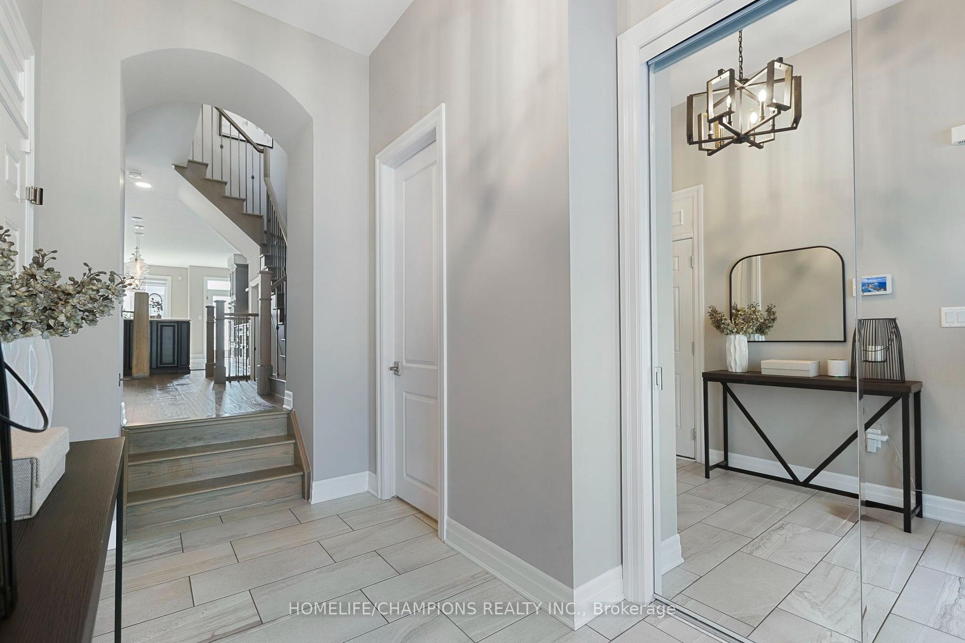 Photo 5 of 993 Dragonfly Avenue, Pickering, Rural Pickering — HOMEH