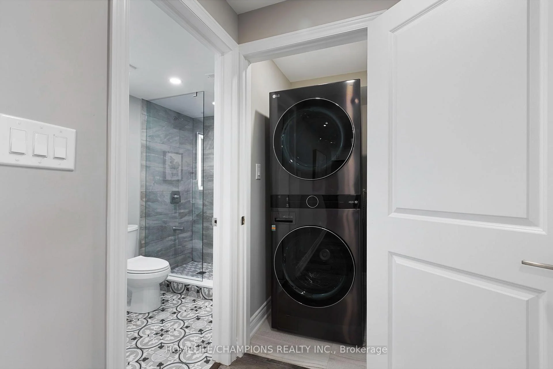 Photo 22 of 993 Dragonfly Avenue, Pickering, Rural Pickering — HOMEH