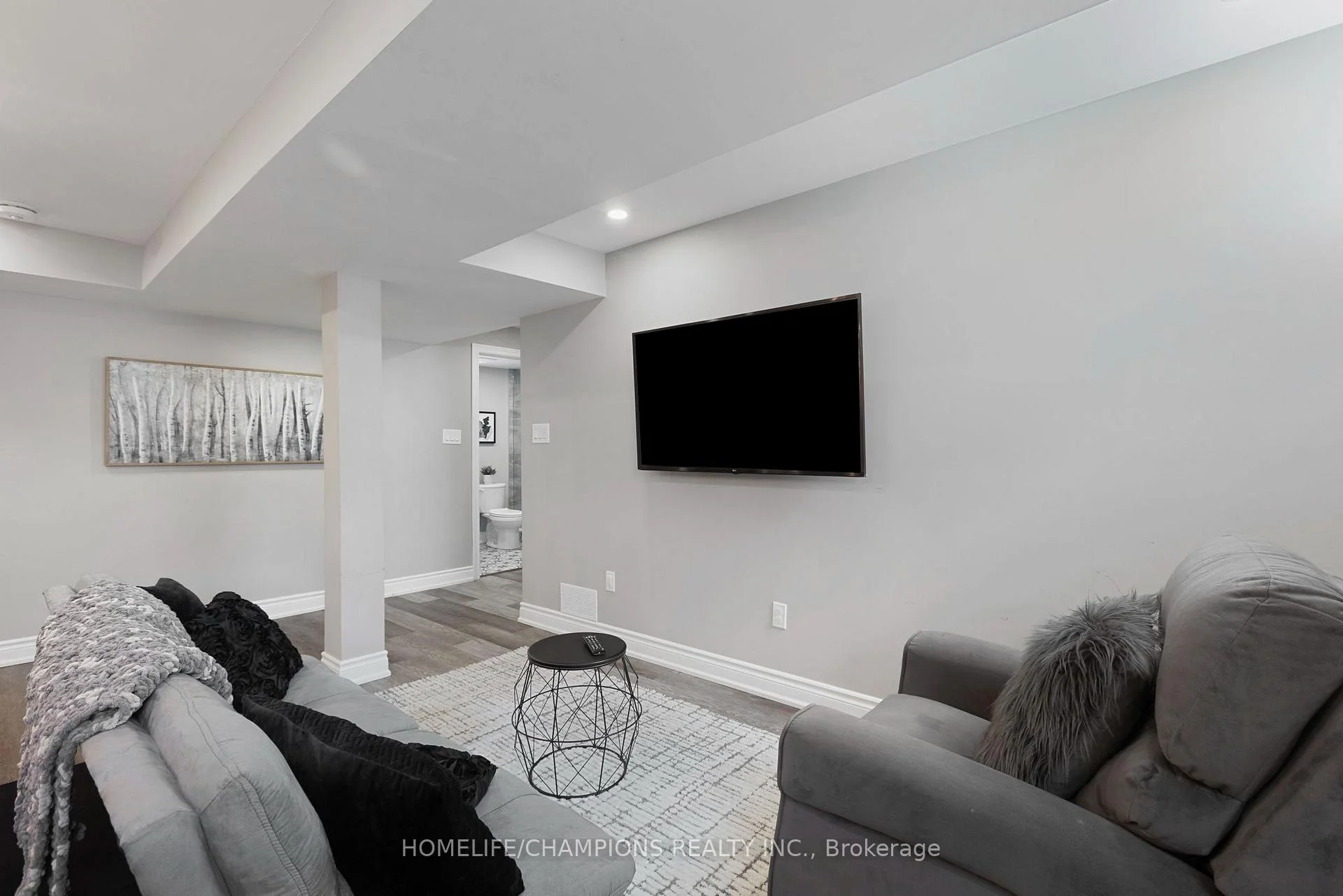 Photo 24 of 993 Dragonfly Avenue, Pickering, Rural Pickering — HOMEH