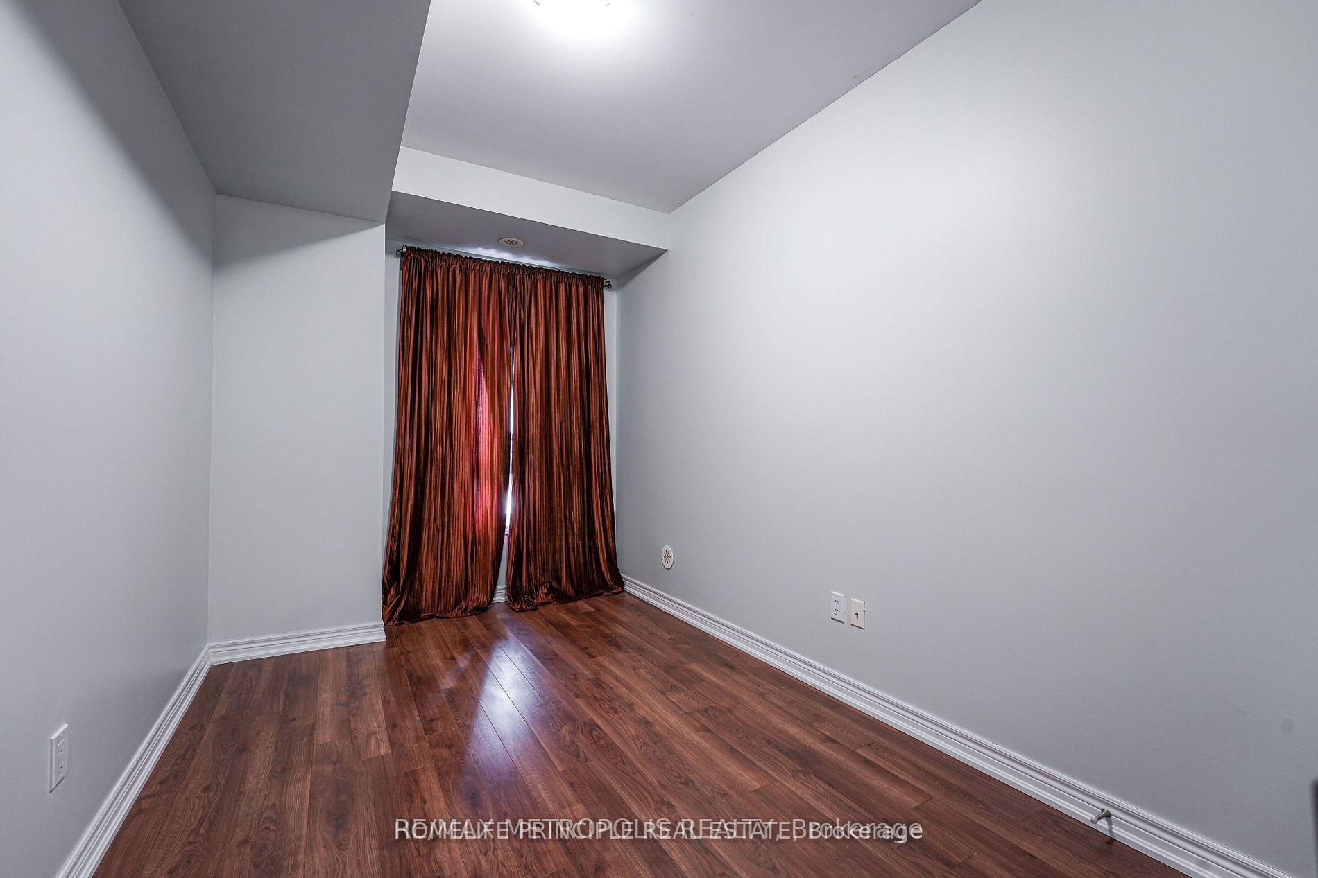 Photo 23 of Unit 6, 9621 Jane Street, Vaughan, Maple — HOMEH