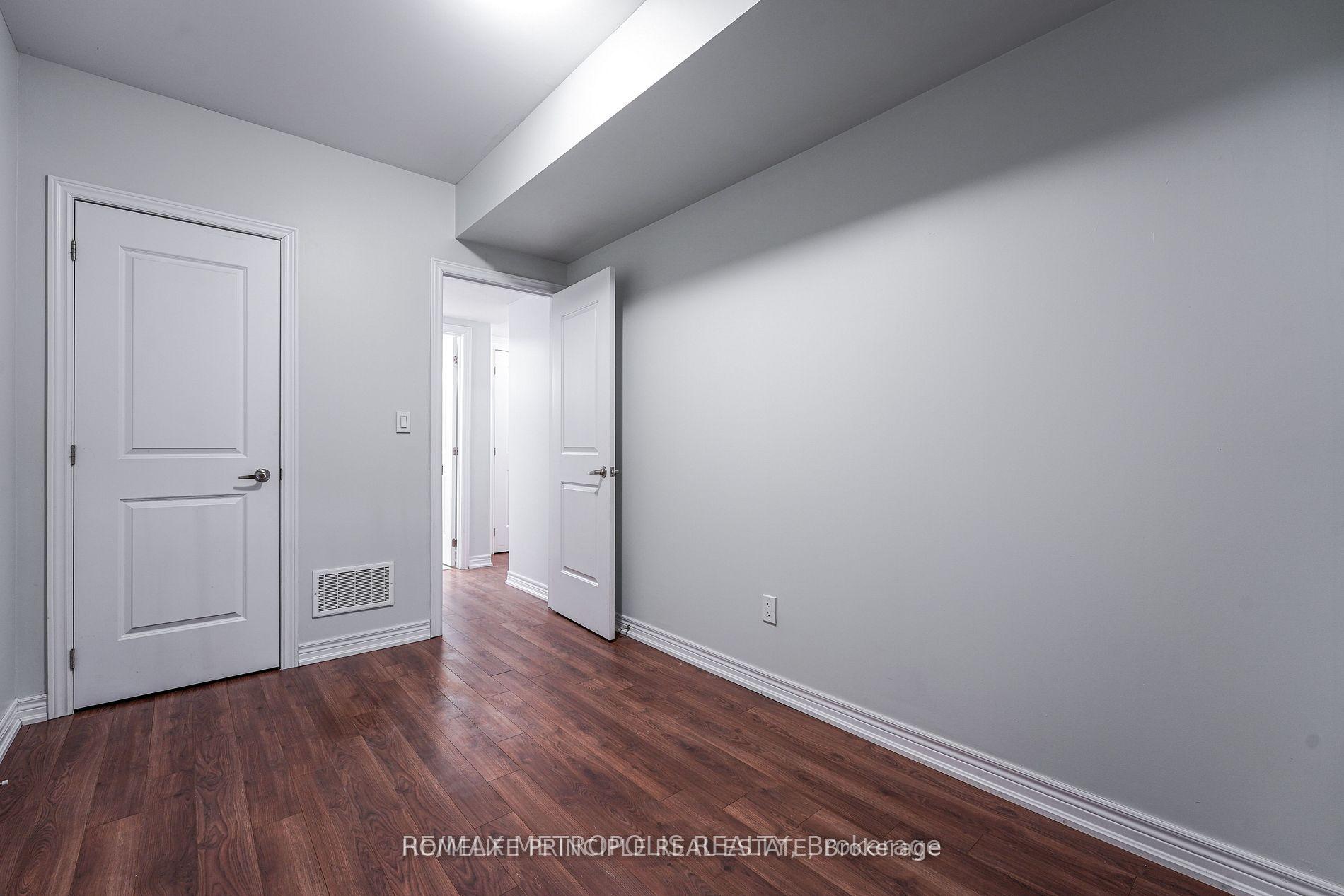 Photo 24 of Unit 6, 9621 Jane Street, Vaughan, Maple — HOMEH