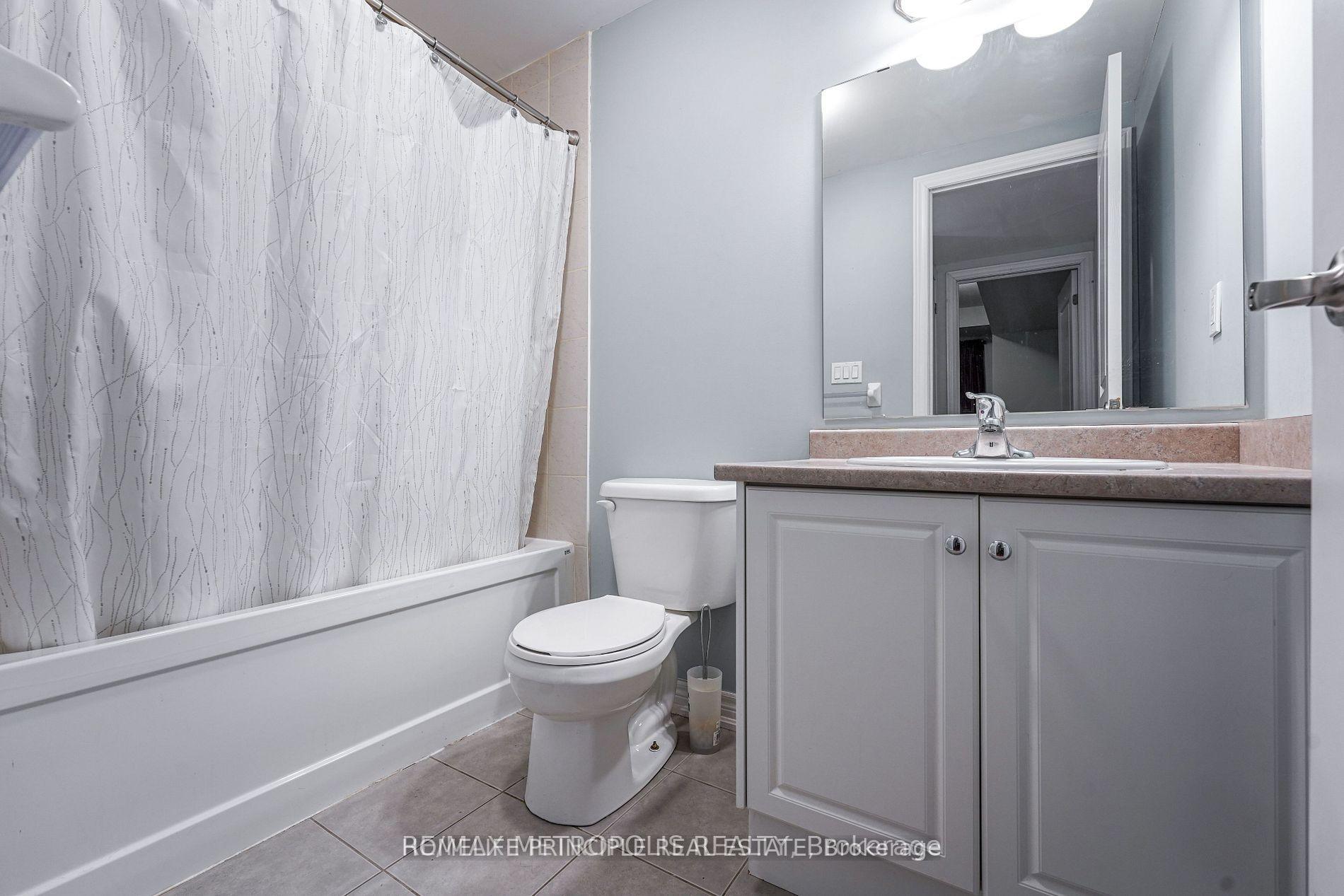Photo 25 of Unit 6, 9621 Jane Street, Vaughan, Maple — HOMEH