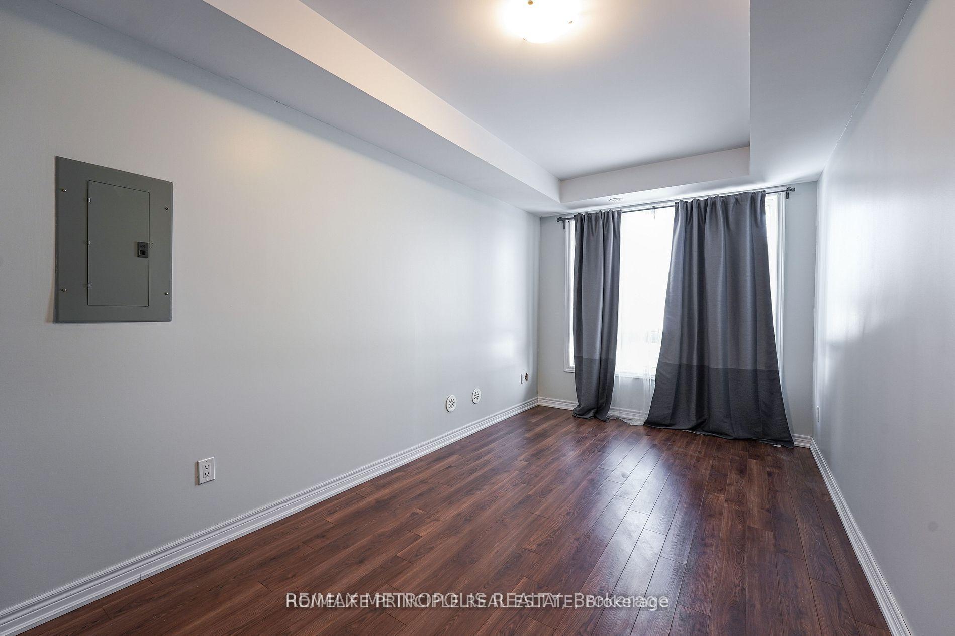 Photo 27 of Unit 6, 9621 Jane Street, Vaughan, Maple — HOMEH