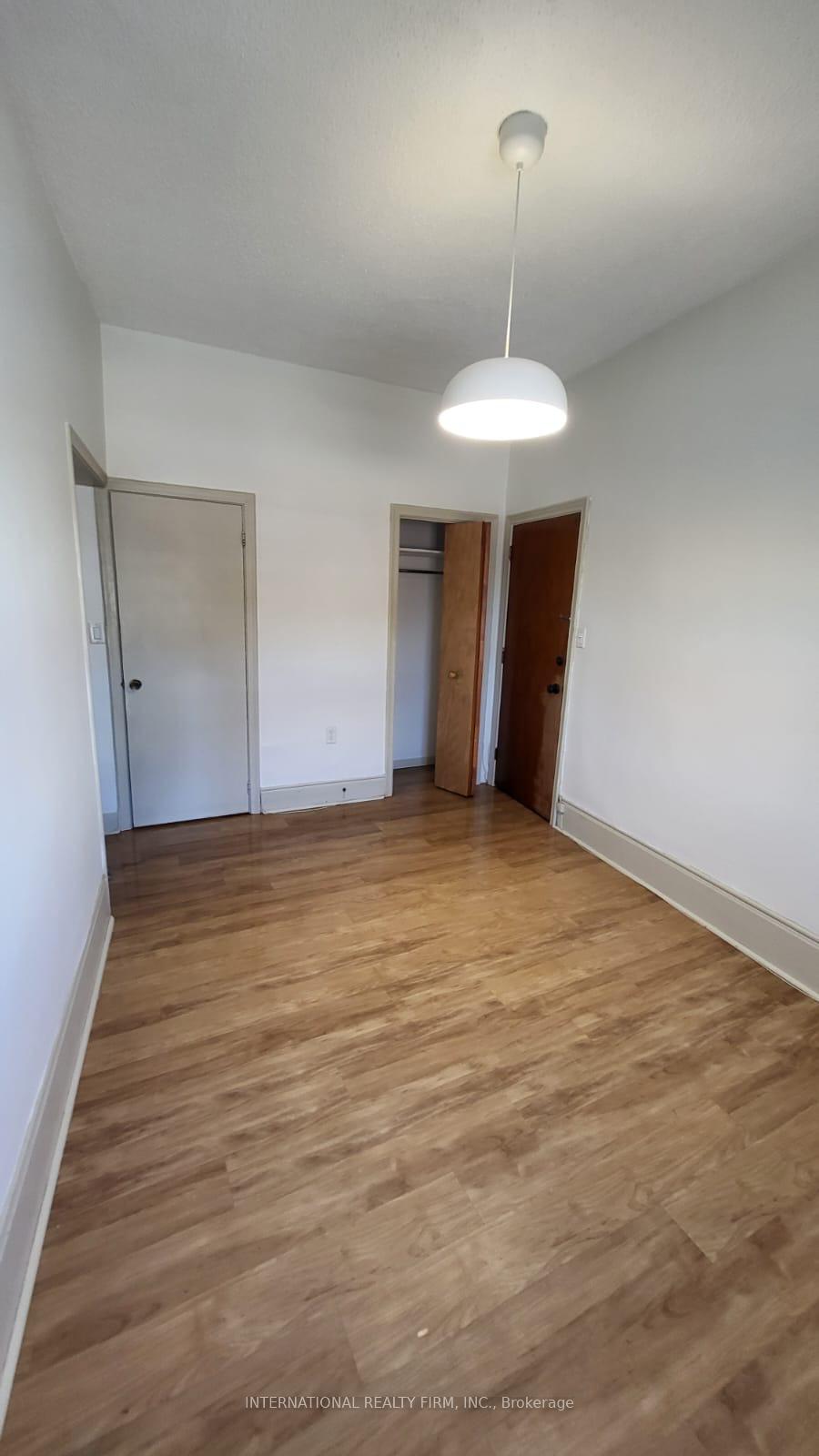 Photo 14 of Unit 2, 7 Thomas Street, Mississauga, Streetsville — HOMEH