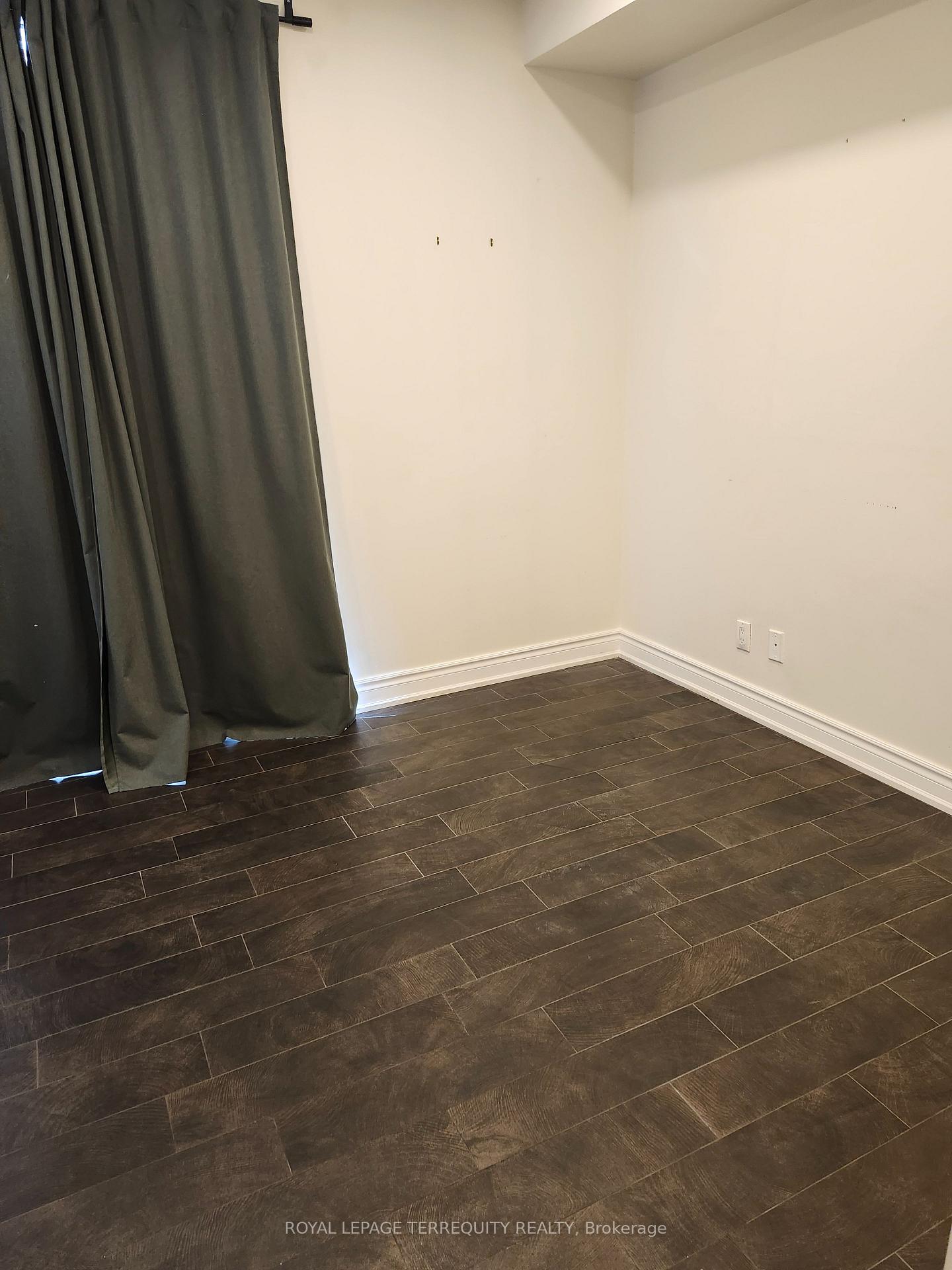 Photo 10 of Unit 252, 30 Stadium Road, Toronto, Niagara — HOMEH