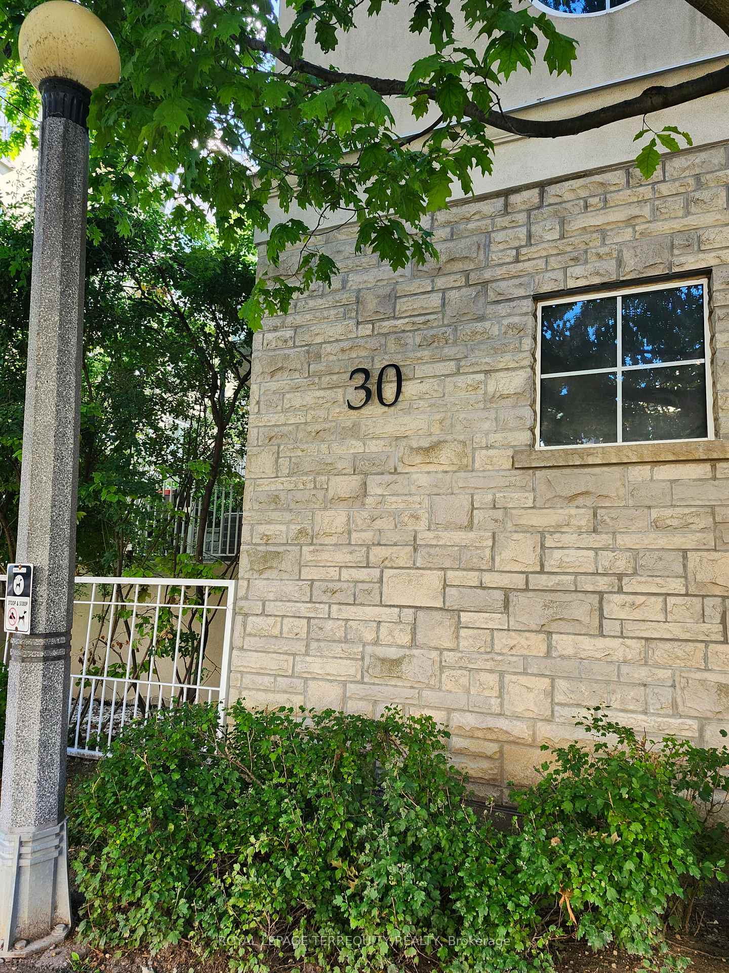 Photo 21 of Unit 252, 30 Stadium Road, Toronto, Niagara — HOMEH