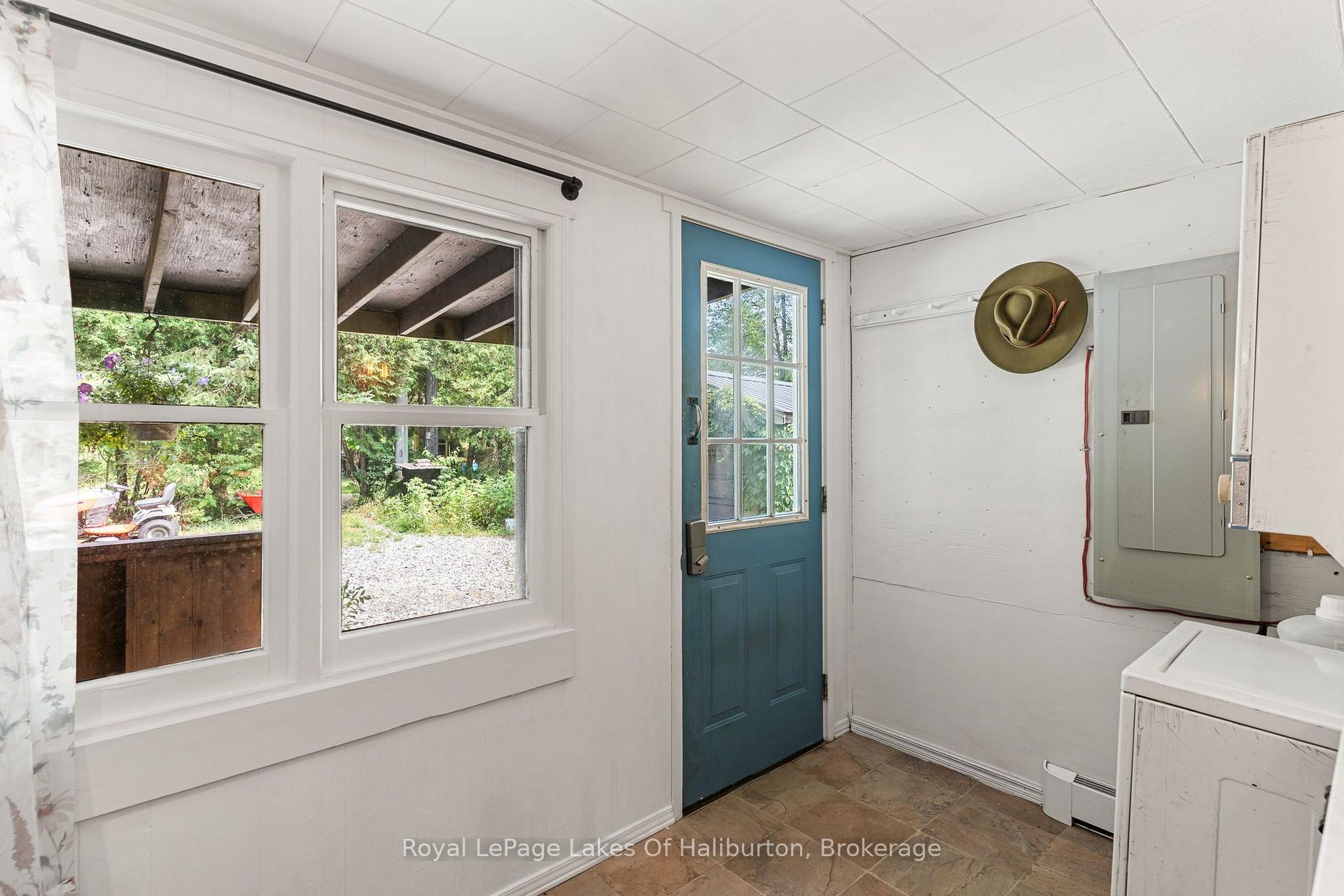 Photo 14 of 4982 Gelert Road, Minden Hills, Snowdon — HOMEH