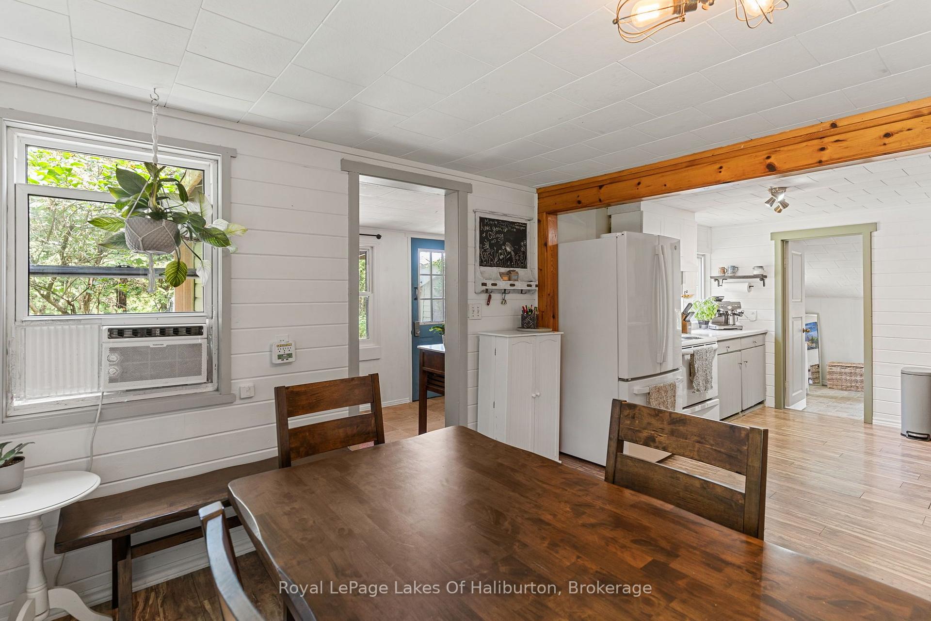 Photo 18 of 4982 Gelert Road, Minden Hills, Snowdon — HOMEH