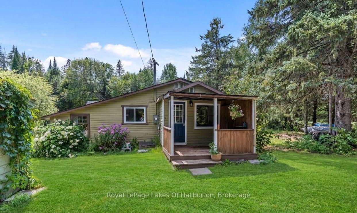 Photo 1 of 4982 Gelert Road, Minden Hills, Snowdon — HOMEH