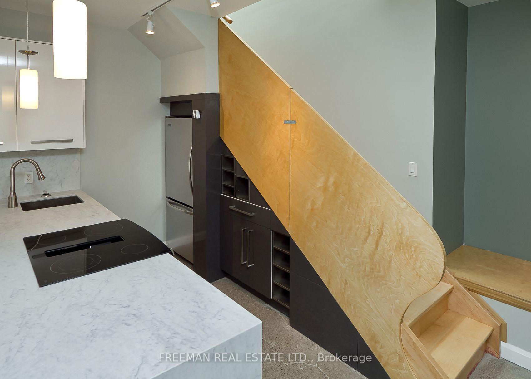 Photo 7 of 1 Max Hartstone Lane, Toronto, The Annex — HOMEH