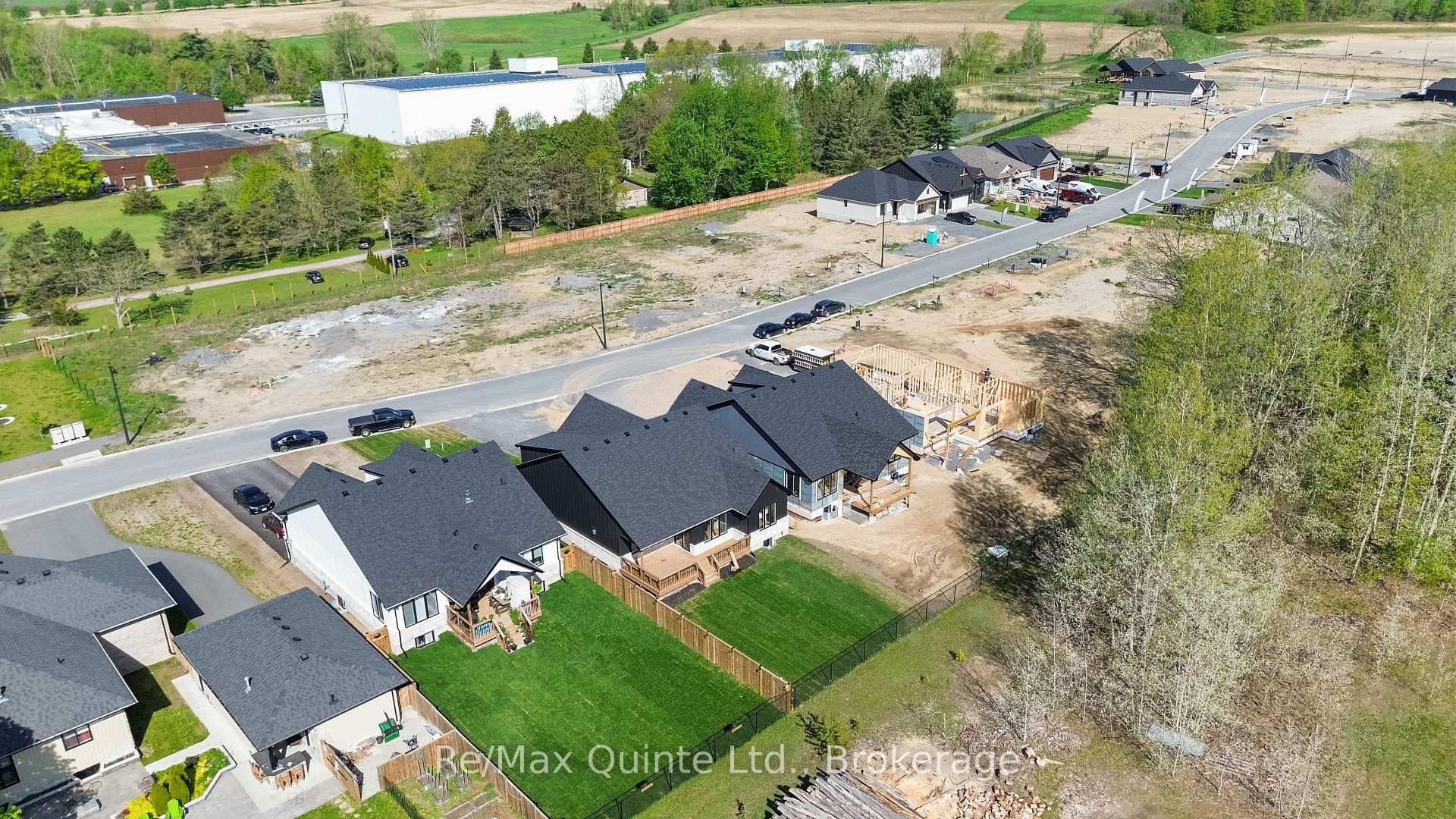 Photo 9 of 13 Deerview Drive, Quinte West, Murray Ward — HOMEH
