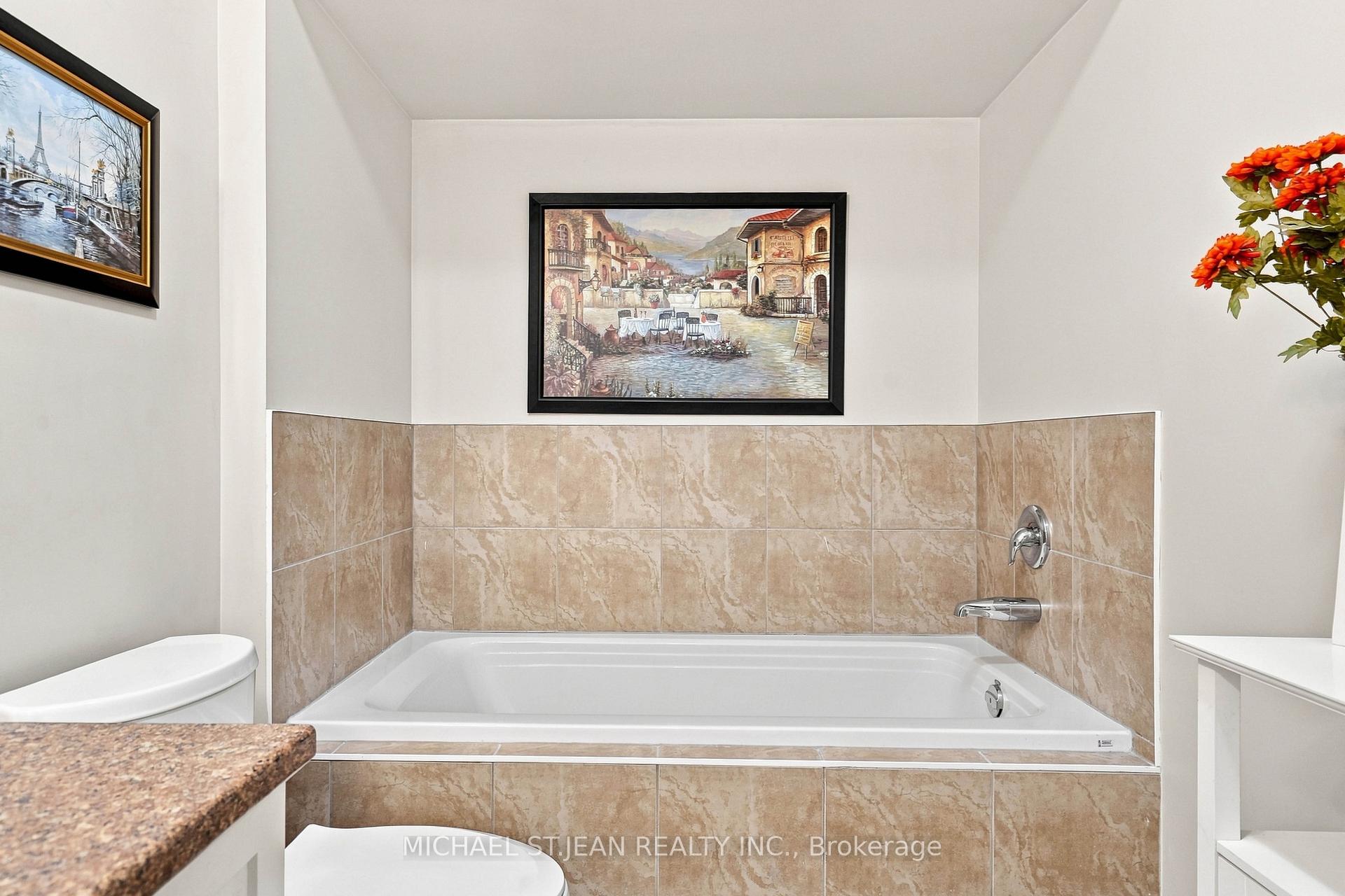 Photo 29 of 25 Stickland Lane, Hamilton, Binbrook — HOMEH