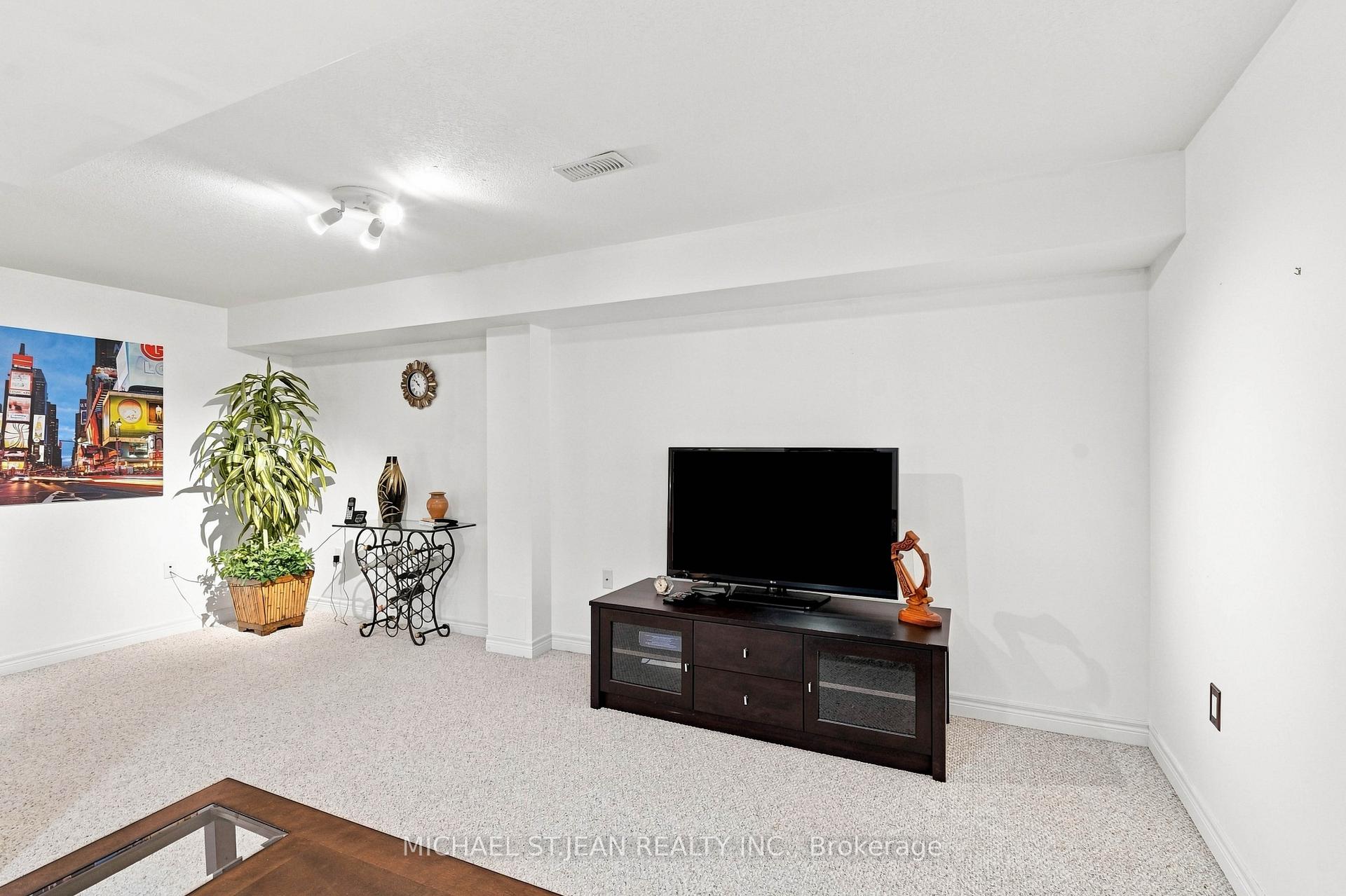 Photo 34 of 25 Stickland Lane, Hamilton, Binbrook — HOMEH