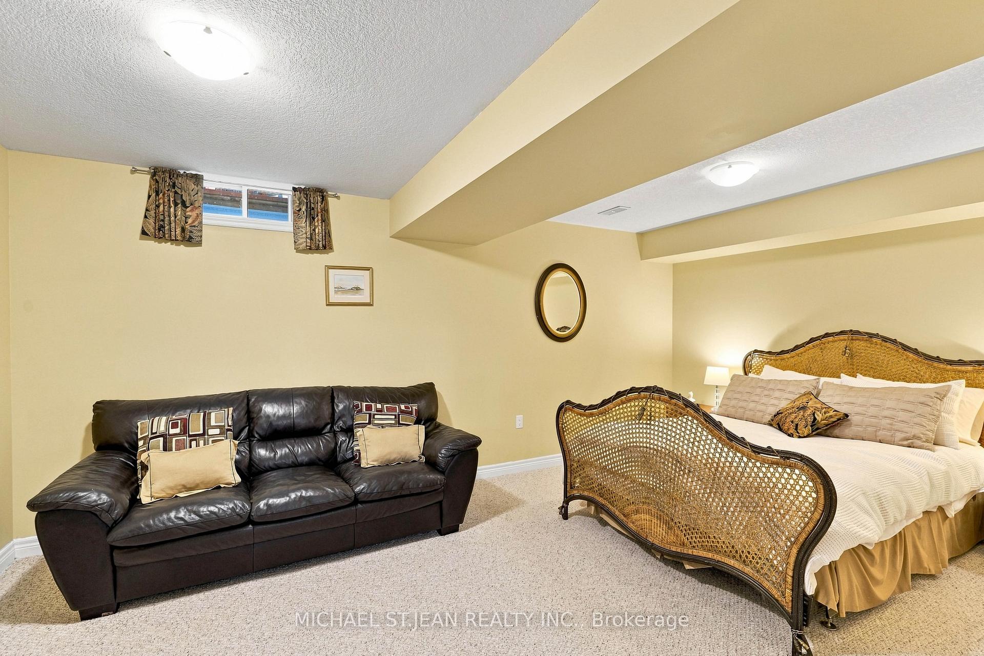 Photo 38 of 25 Stickland Lane, Hamilton, Binbrook — HOMEH
