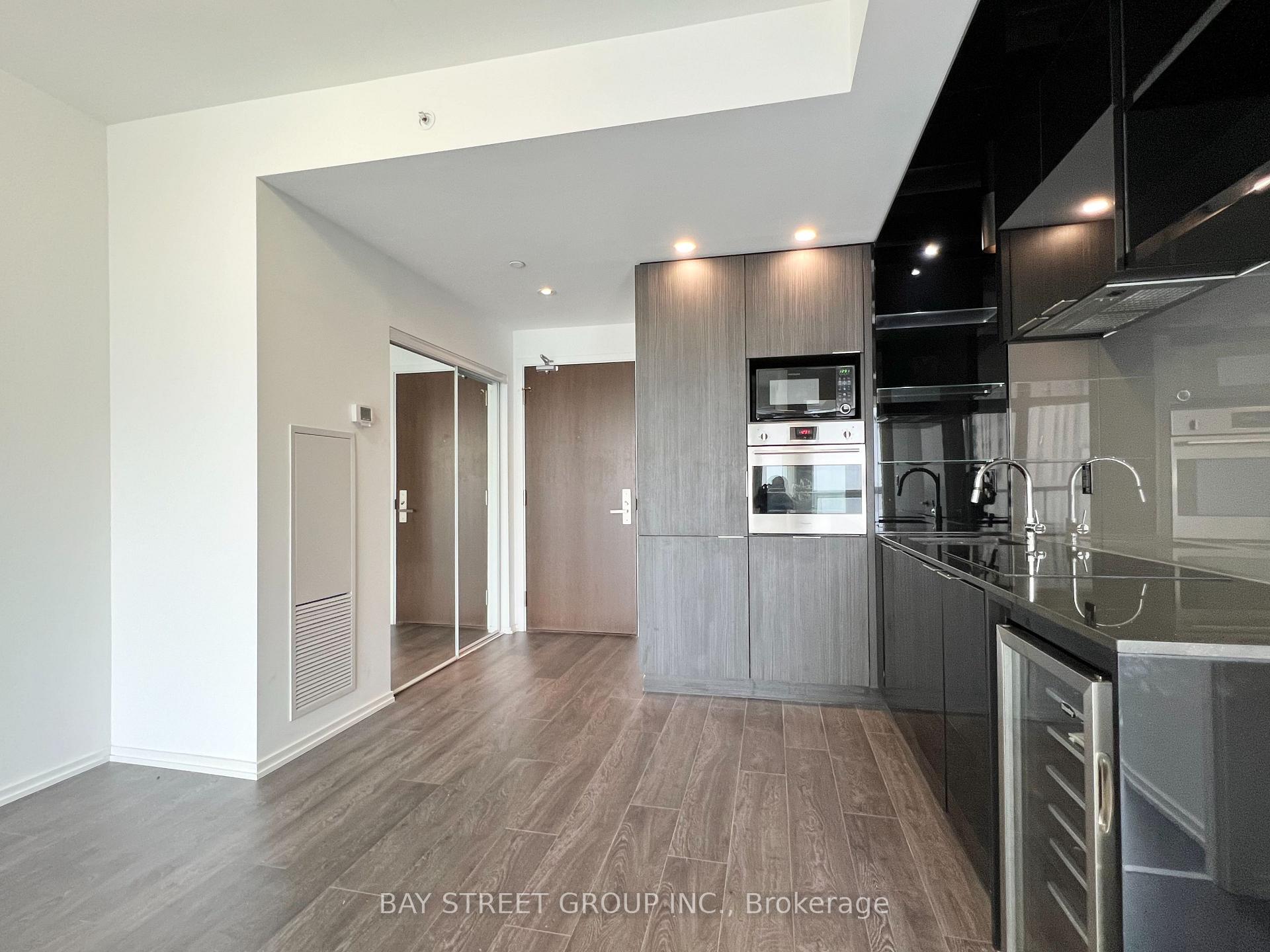Photo 14 of Unit 1216, 70 Temperance Street, Toronto, Bay Street Corridor — HOMEH