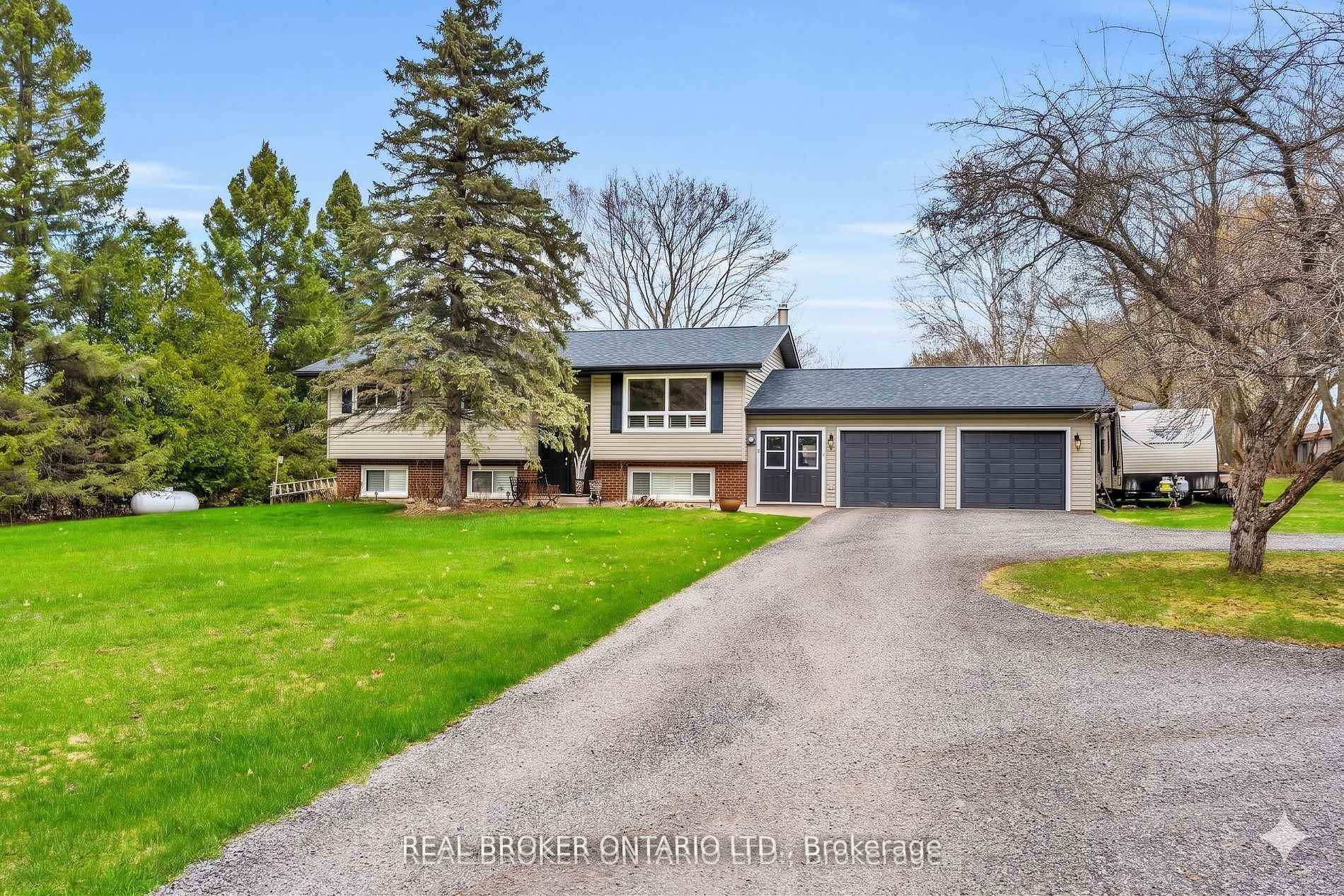 Photo of 2477 Old Fort Road