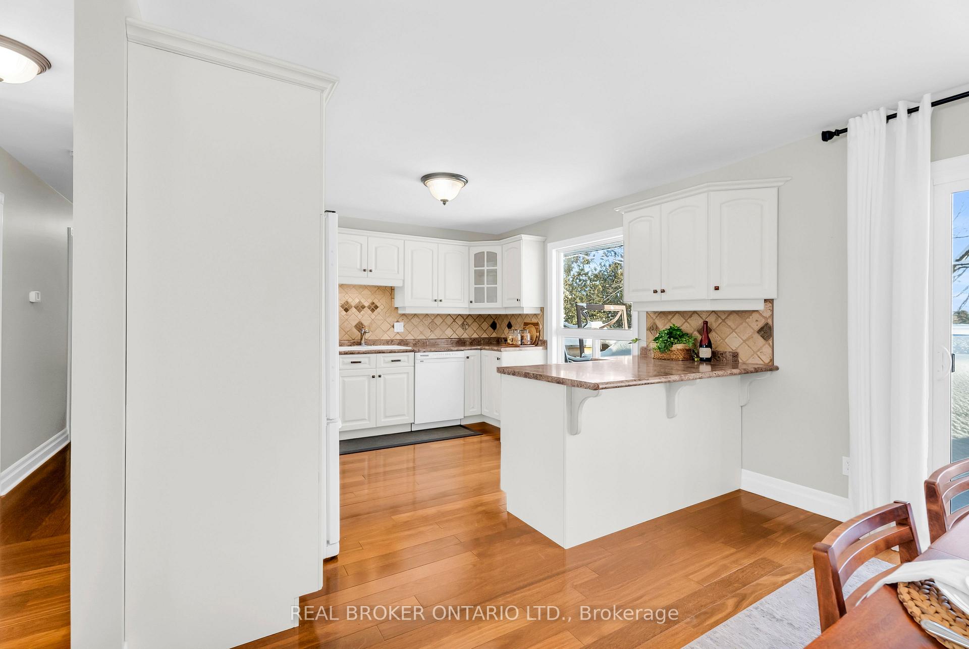 Photo 15 of 2477 Old Fort Road, Tay, Rural Tay — HOMEH