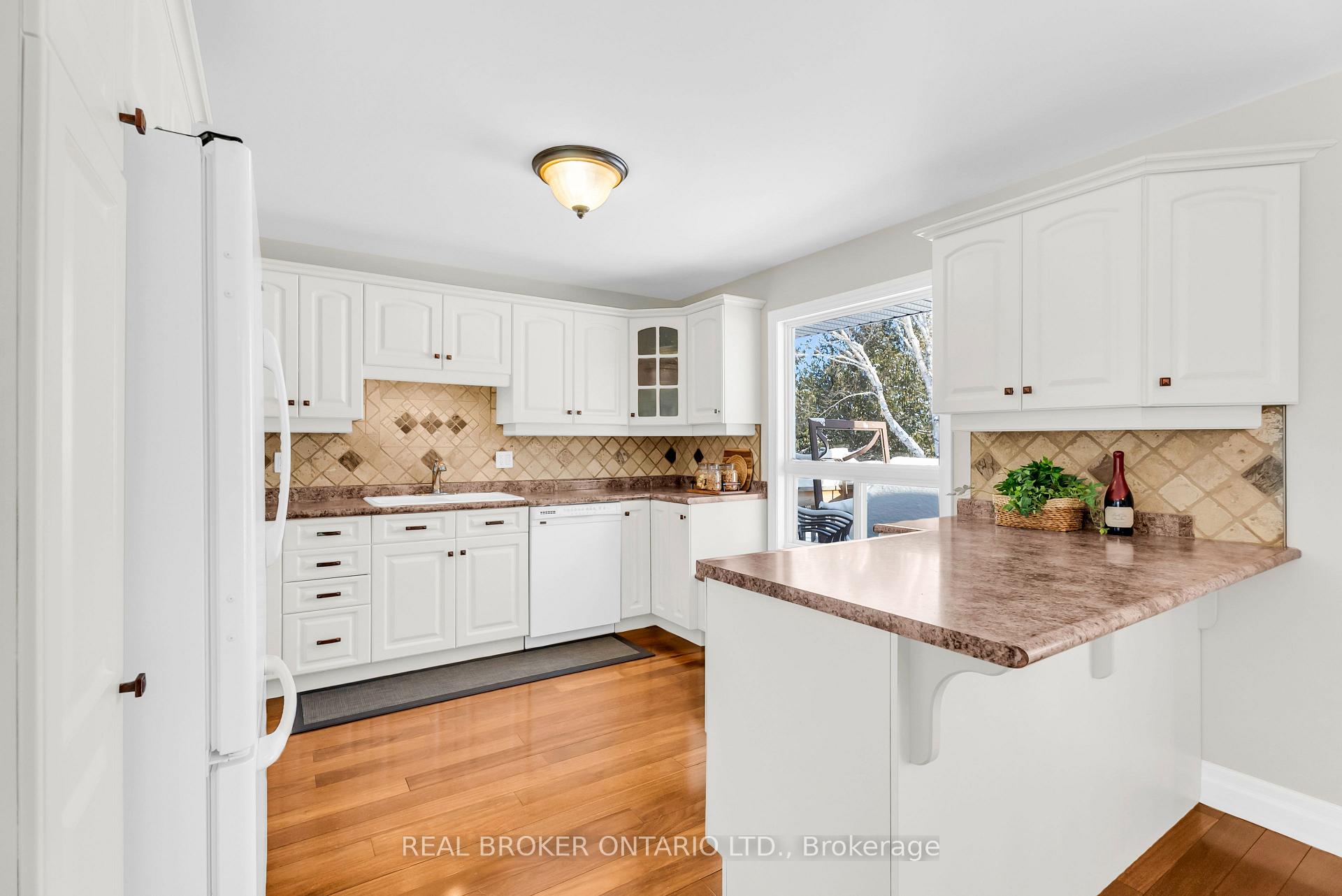 Photo 18 of 2477 Old Fort Road, Tay, Rural Tay — HOMEH