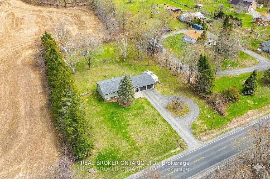 Photo 48 of 2477 Old Fort Road, Tay, Rural Tay — HOMEH