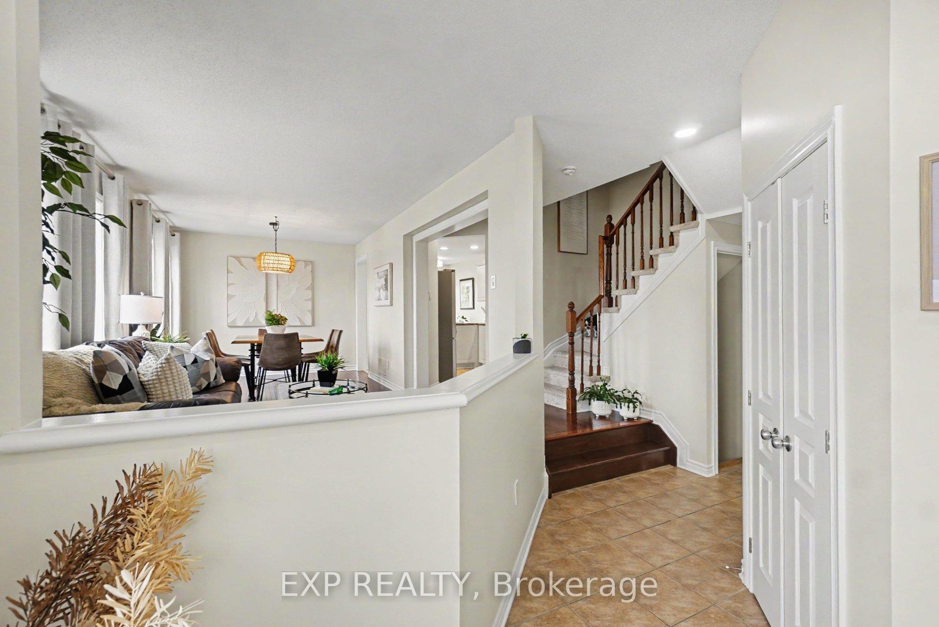 Photo 4 of 2100 Melette Crescent, Ottawa, Avalon East — HOMEH