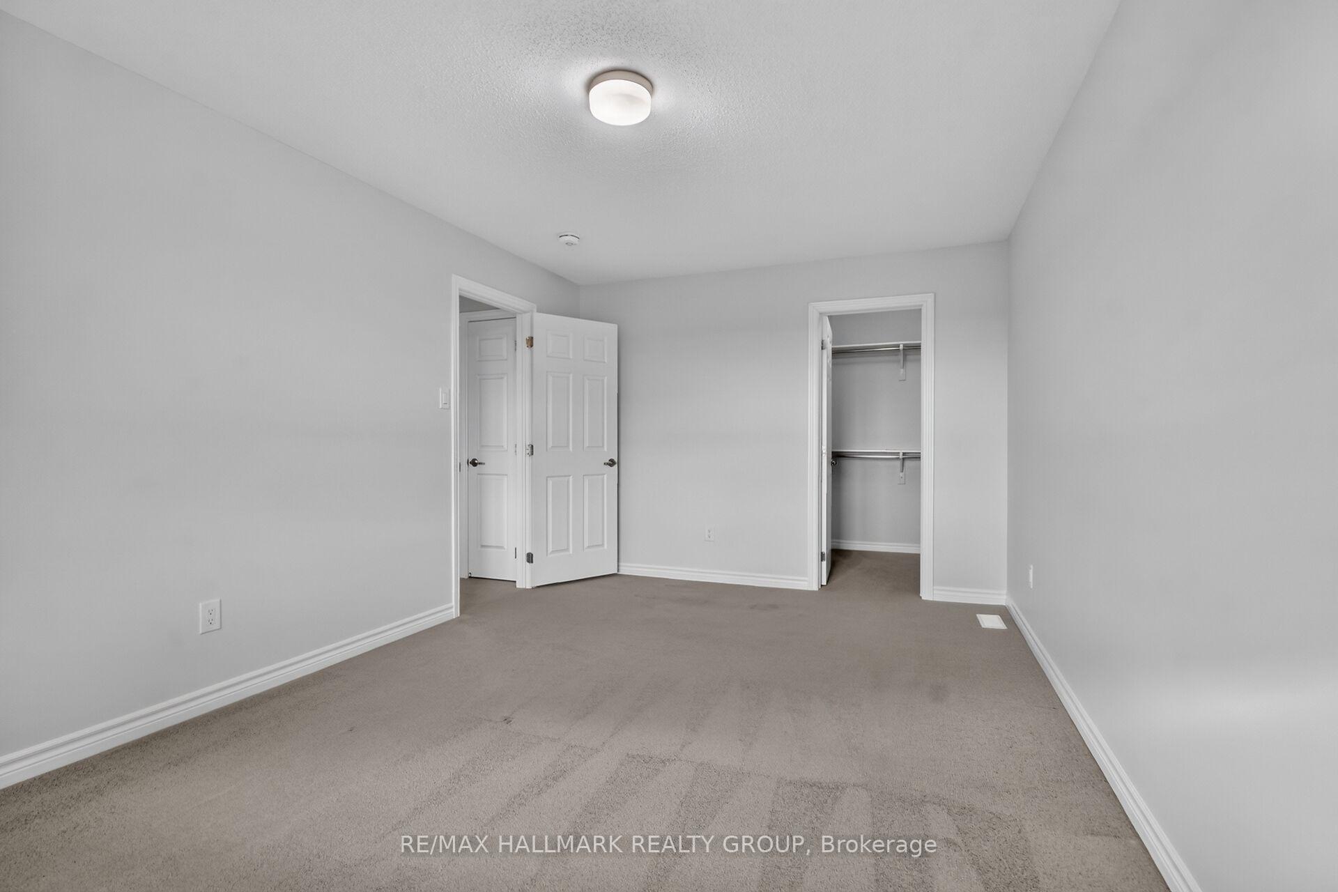 Photo 18 of 235 Hibernian Walk, Ottawa, Kanata - Emerald Meadows/Trailwest — HOMEH