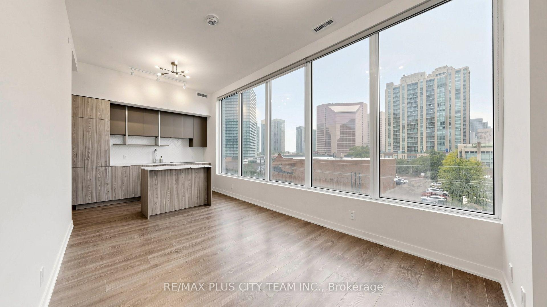 Photo 5 of Unit 407, 15 Holmes Avenue, North York, Willowdale East — HOMEH