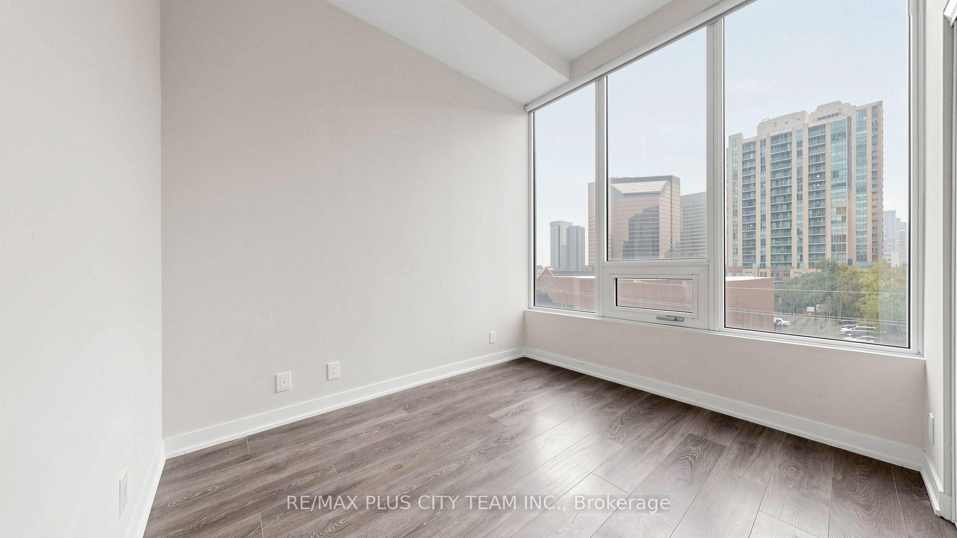 Photo 15 of Unit 407, 15 Holmes Avenue, North York, Willowdale East — HOMEH