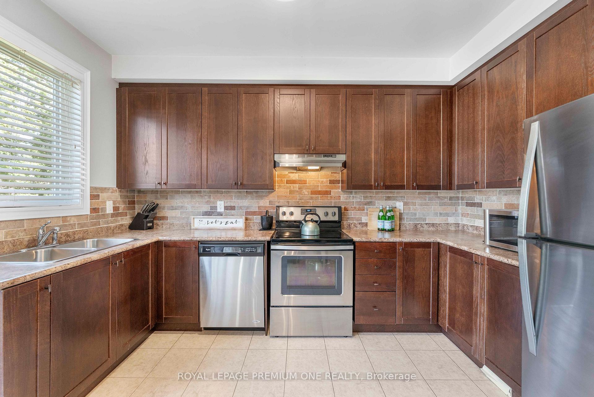 Photo 11 of 86 Sydie Lane, New Tecumseth, Tottenham — HOMEH