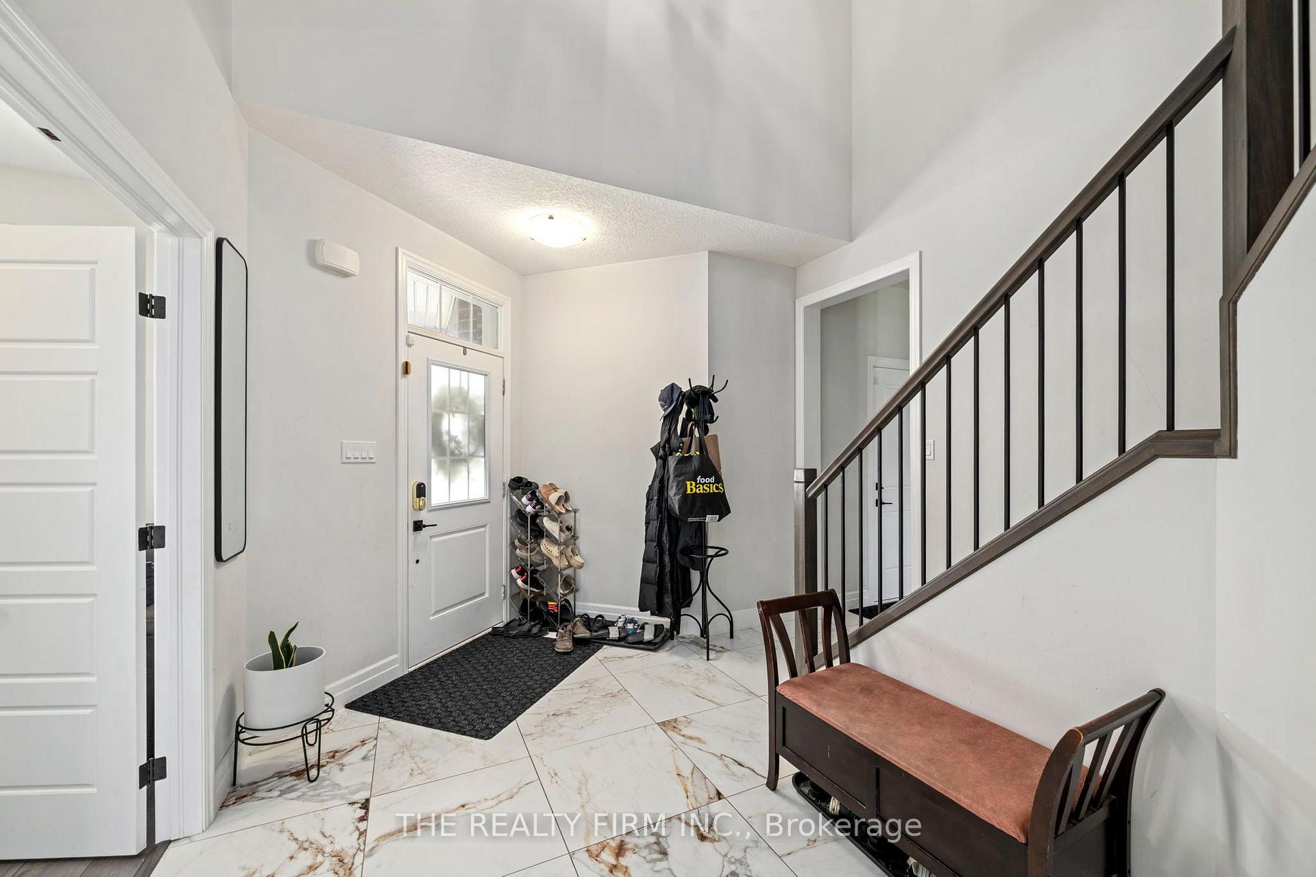 Photo 5 of 77 Acorn Trail, St. Thomas — HOMEH