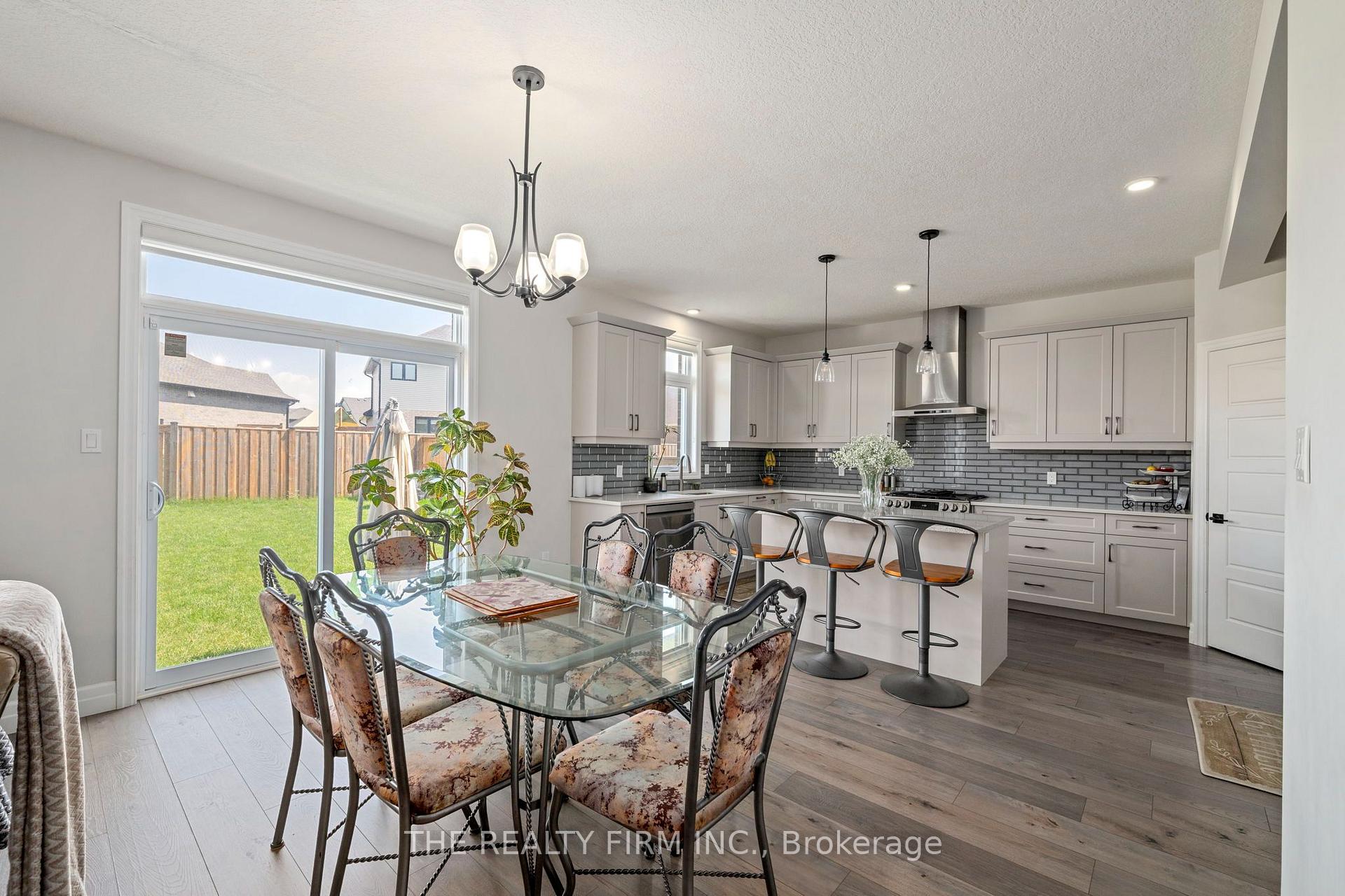 Photo 13 of 77 Acorn Trail, St. Thomas — HOMEH