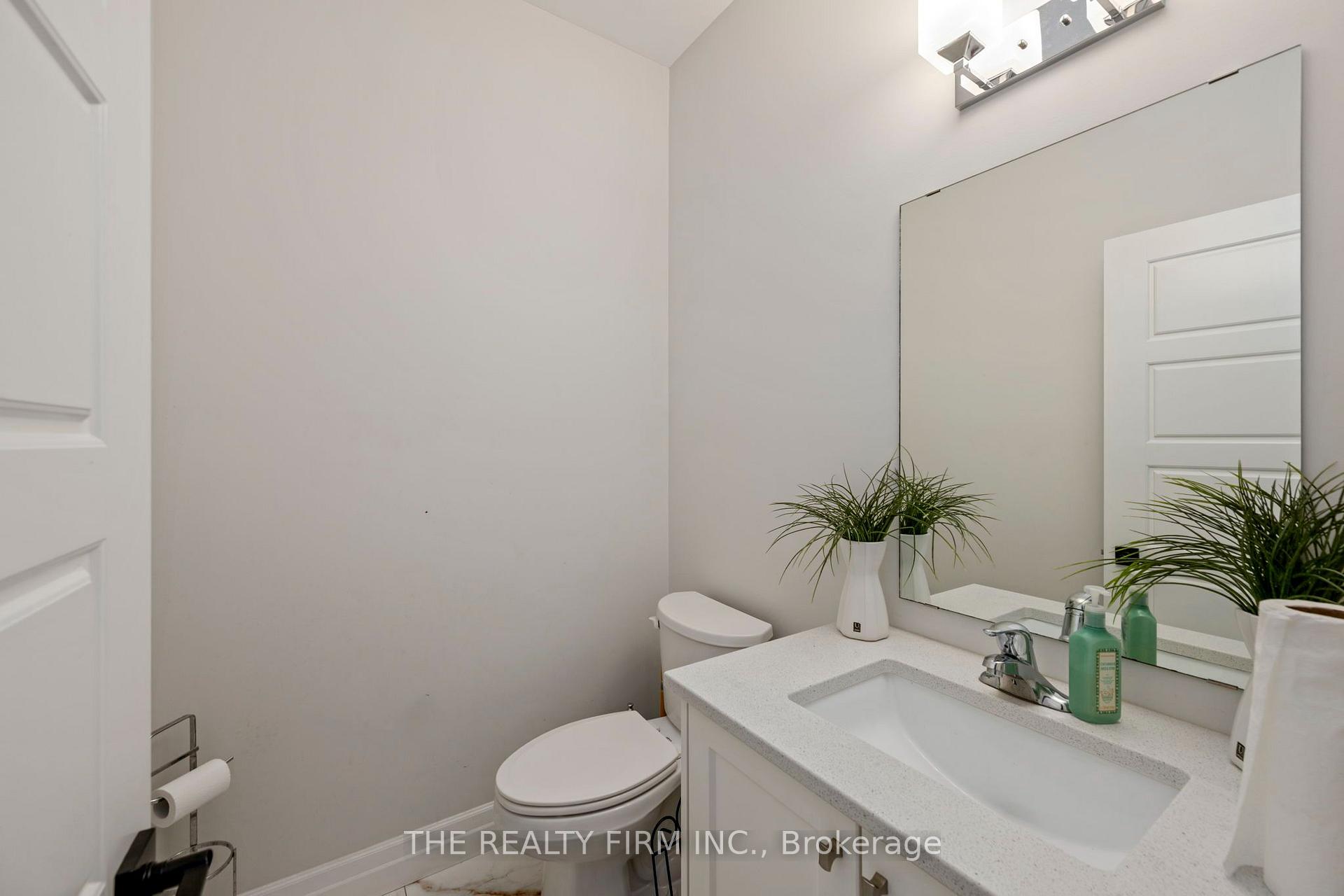 Photo 15 of 77 Acorn Trail, St. Thomas — HOMEH