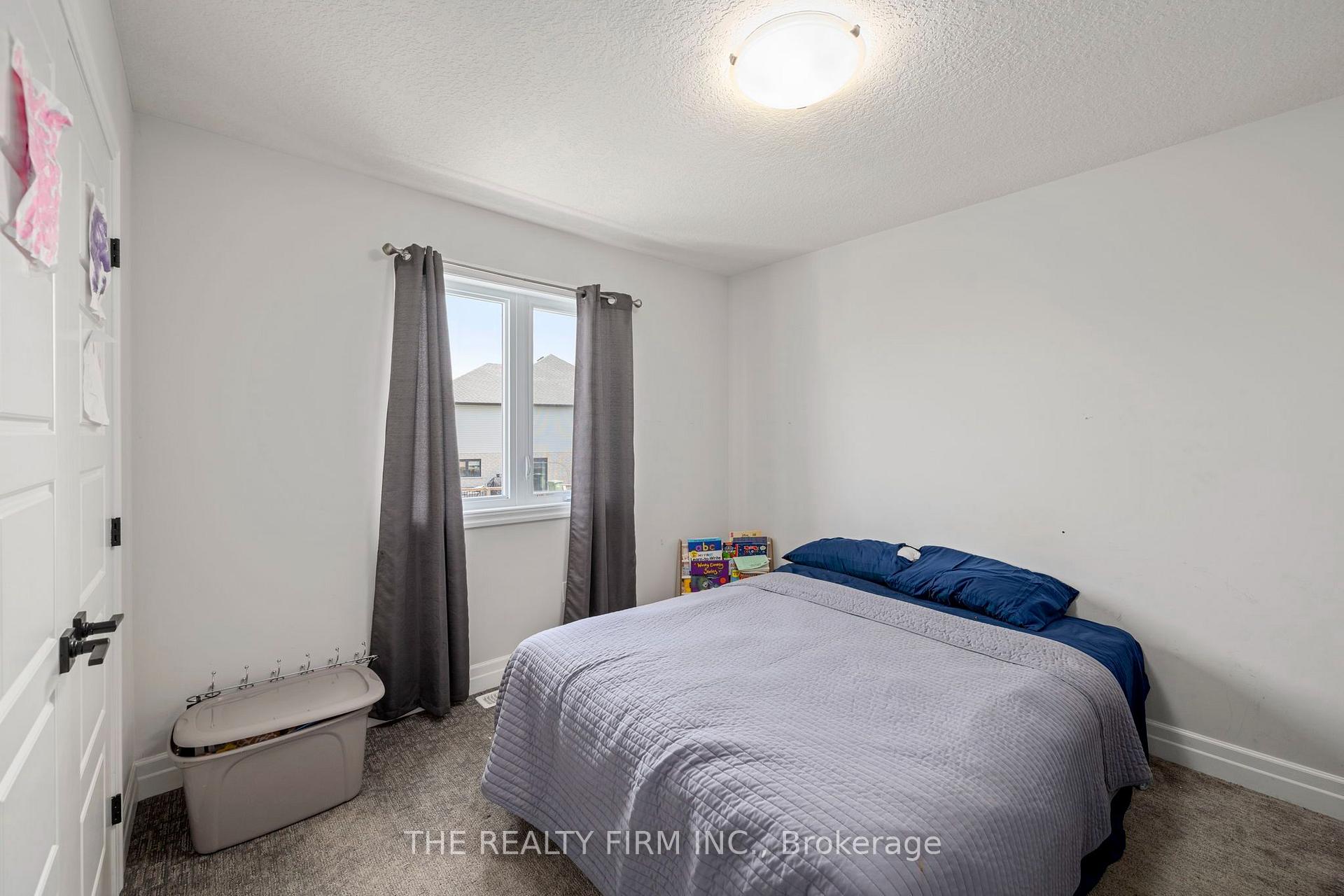 Photo 16 of 77 Acorn Trail, St. Thomas — HOMEH