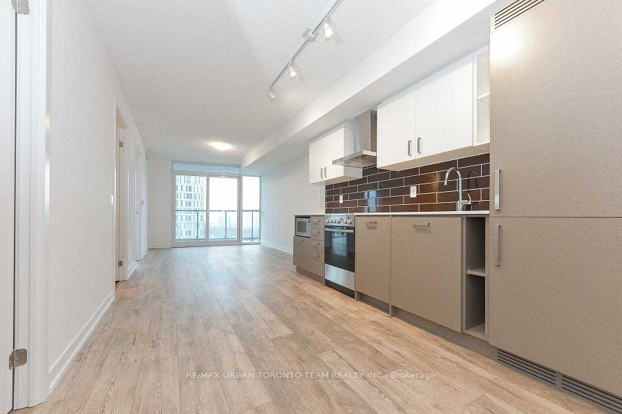 Photo 2 of Unit 1709, 125 Redpath Avenue, Toronto, Mount Pleasant West — HOMEH