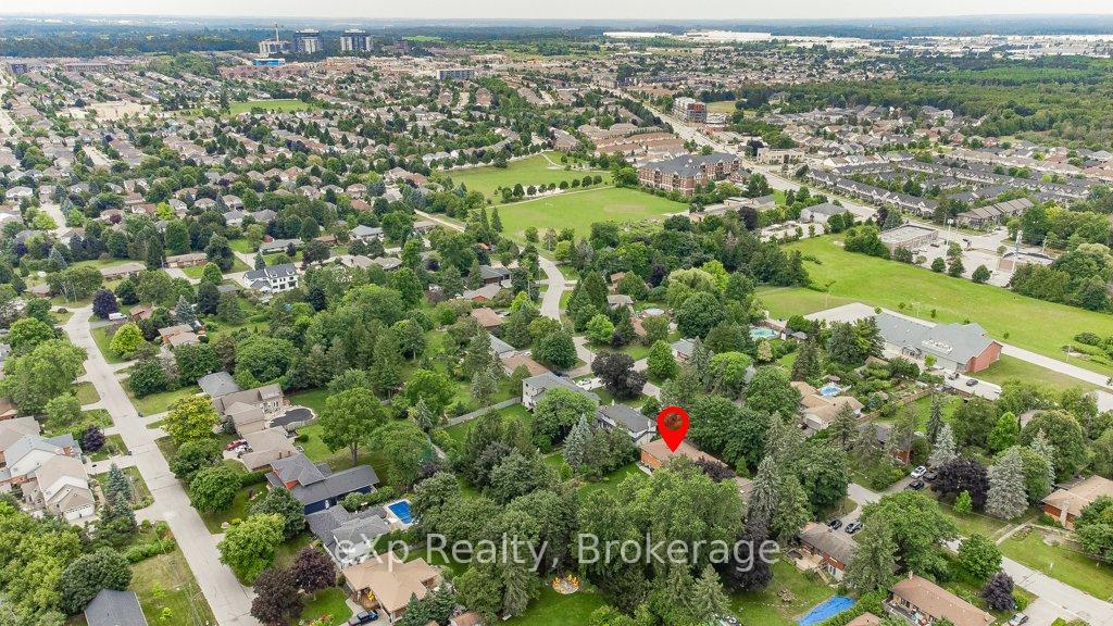 Photo 6 of 8 Malvern Crescent, Guelph, Pineridge/Westminster Woods — HOMEH