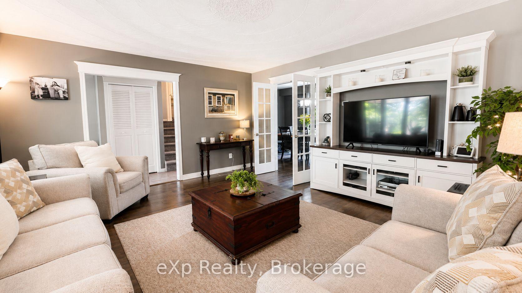 Photo 7 of 8 Malvern Crescent, Guelph, Pineridge/Westminster Woods — HOMEH
