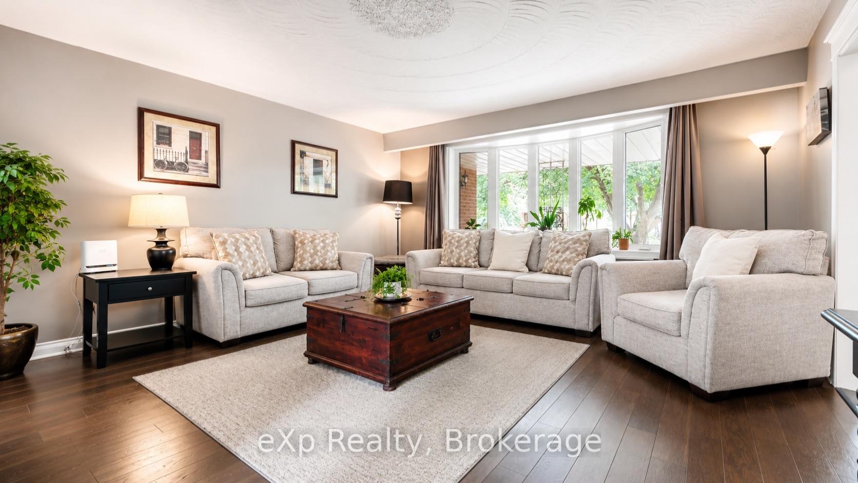 Photo 8 of 8 Malvern Crescent, Guelph, Pineridge/Westminster Woods — HOMEH