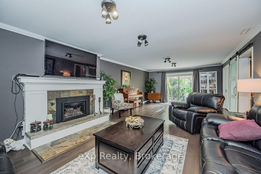 Photo 28 of 8 Malvern Crescent, Guelph, Pineridge/Westminster Woods — HOMEH