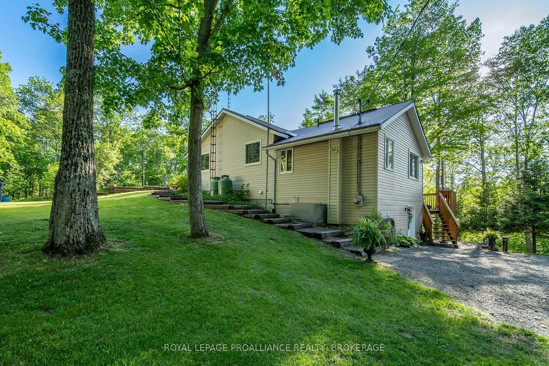 Photo 19 of 1140 High Falls Lane, Frontenac, Frontenac South — HOMEH
