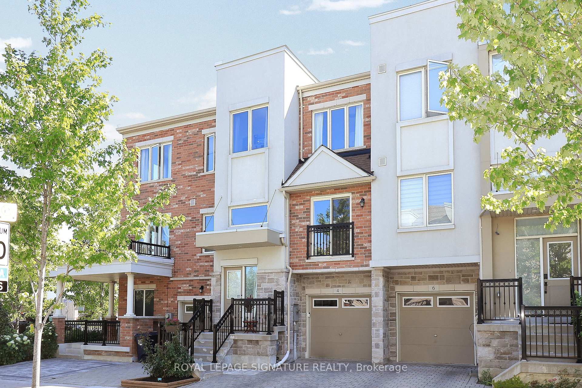 Photo 1 of 4 Coneflower Crescent, North York, Westminster-Branson — HOMEH