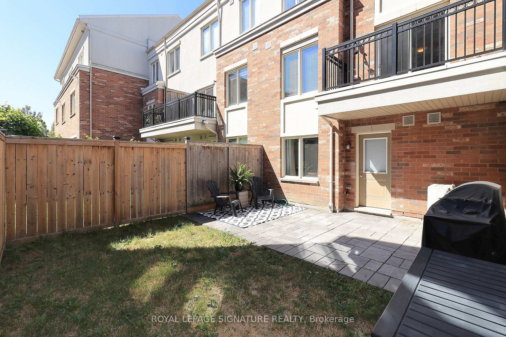 Photo 32 of 4 Coneflower Crescent, North York, Westminster-Branson — HOMEH