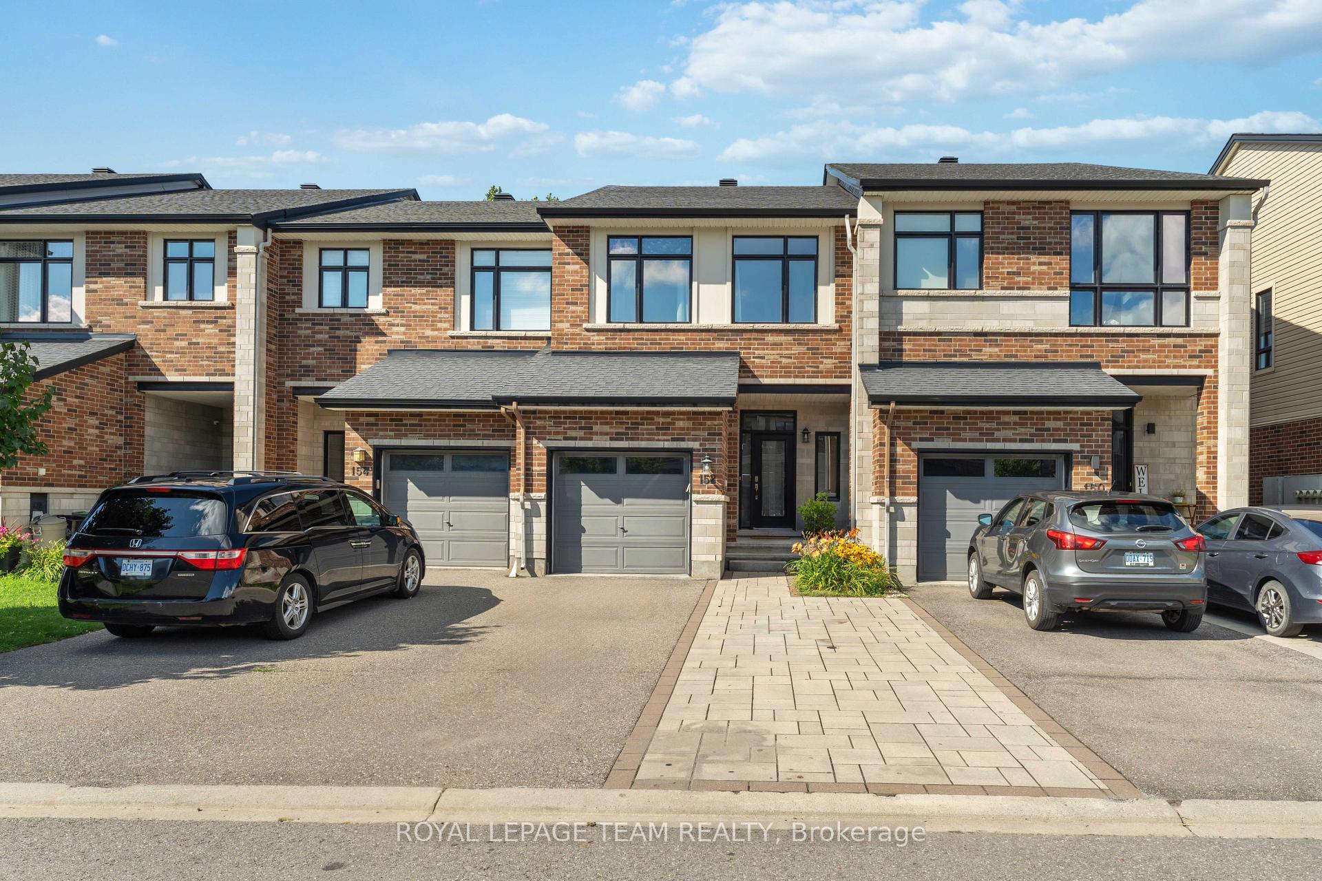 Front of 152 Mattingly Way