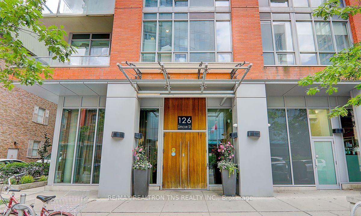 Photo 2 of Unit 305, 126 Simcoe Street, Toronto, Waterfront Communities — HOMEH