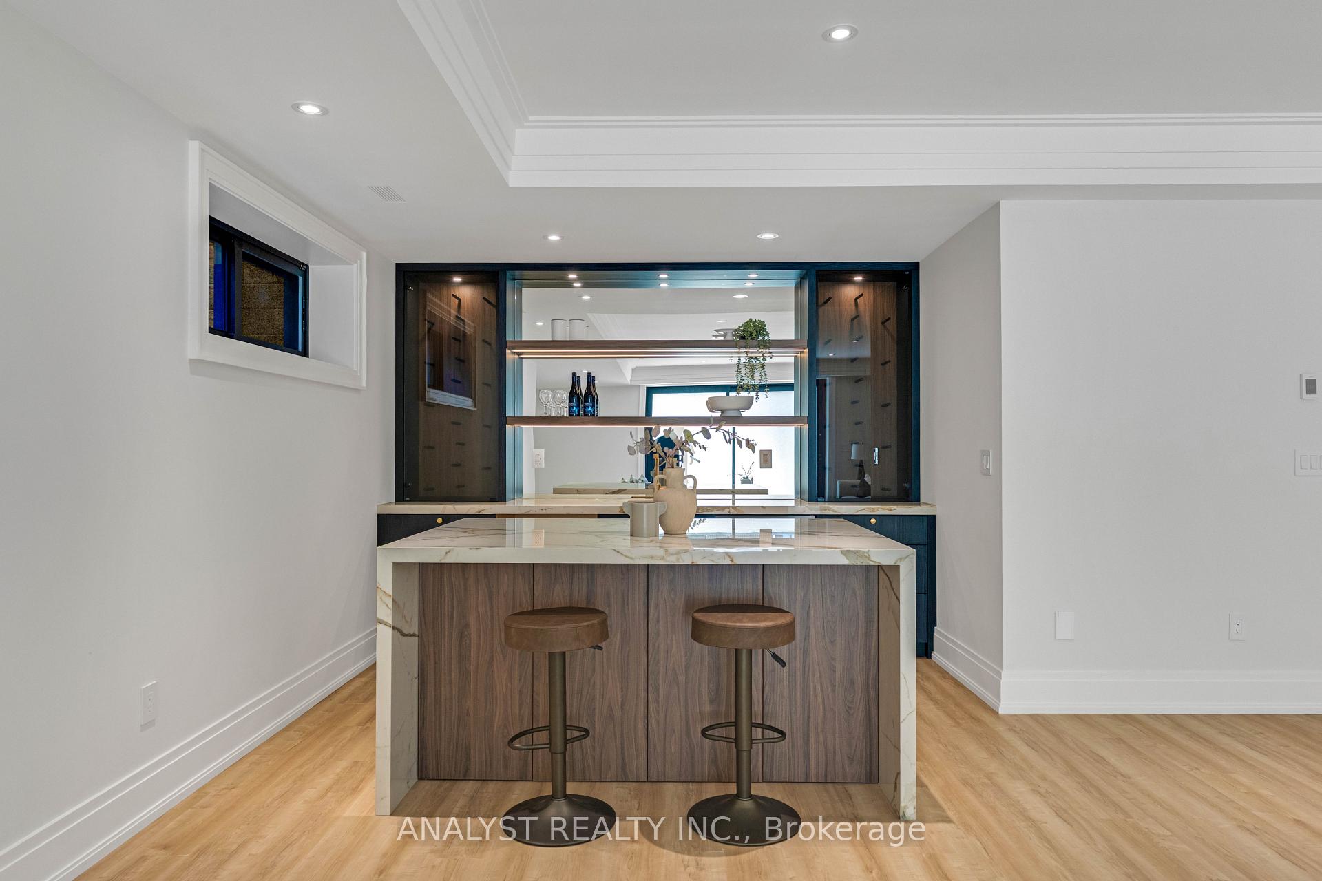 Photo 36 of 82 Donhill Crescent, Vaughan, Kleinburg — HOMEH