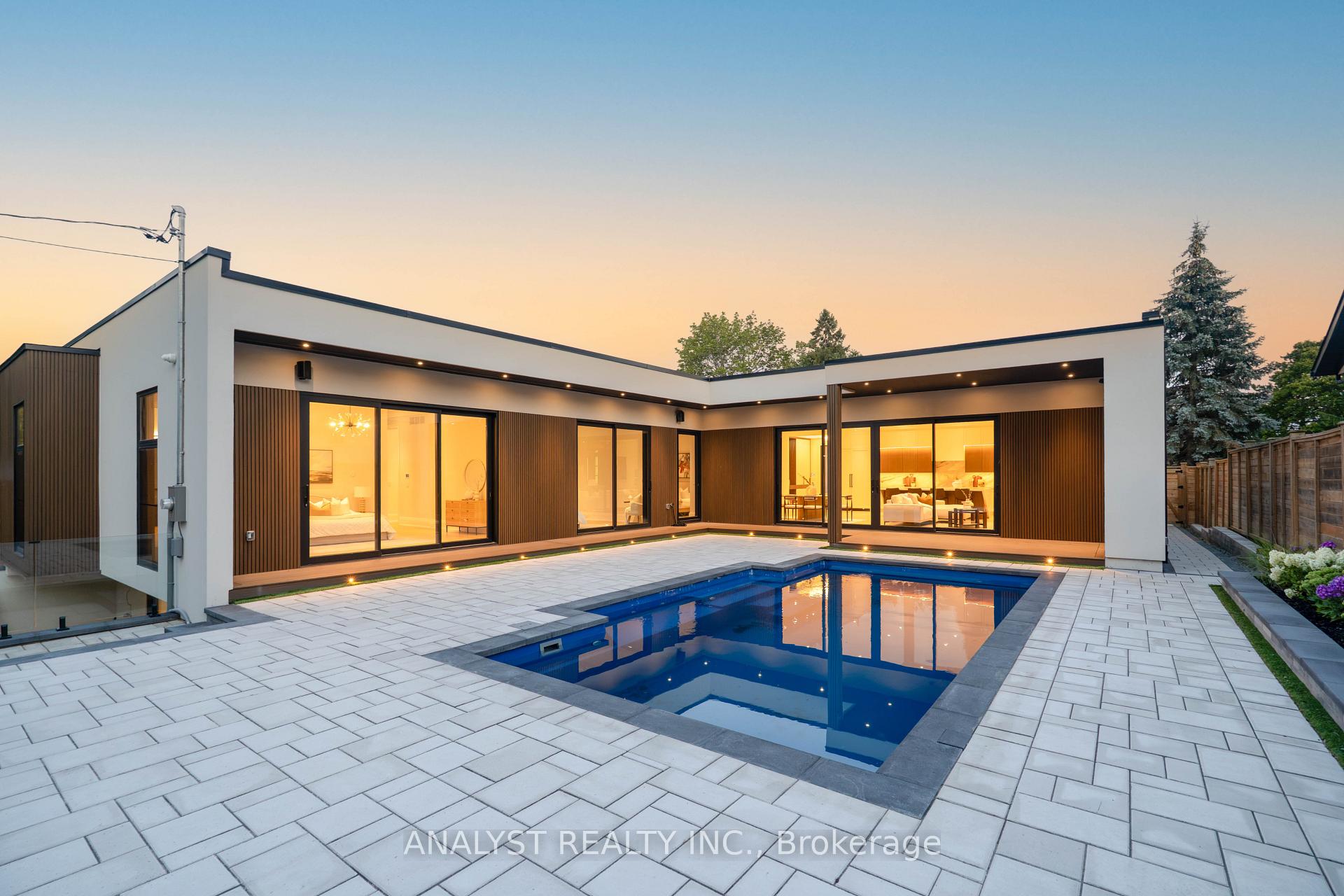 Photo 39 of 82 Donhill Crescent, Vaughan, Kleinburg — HOMEH