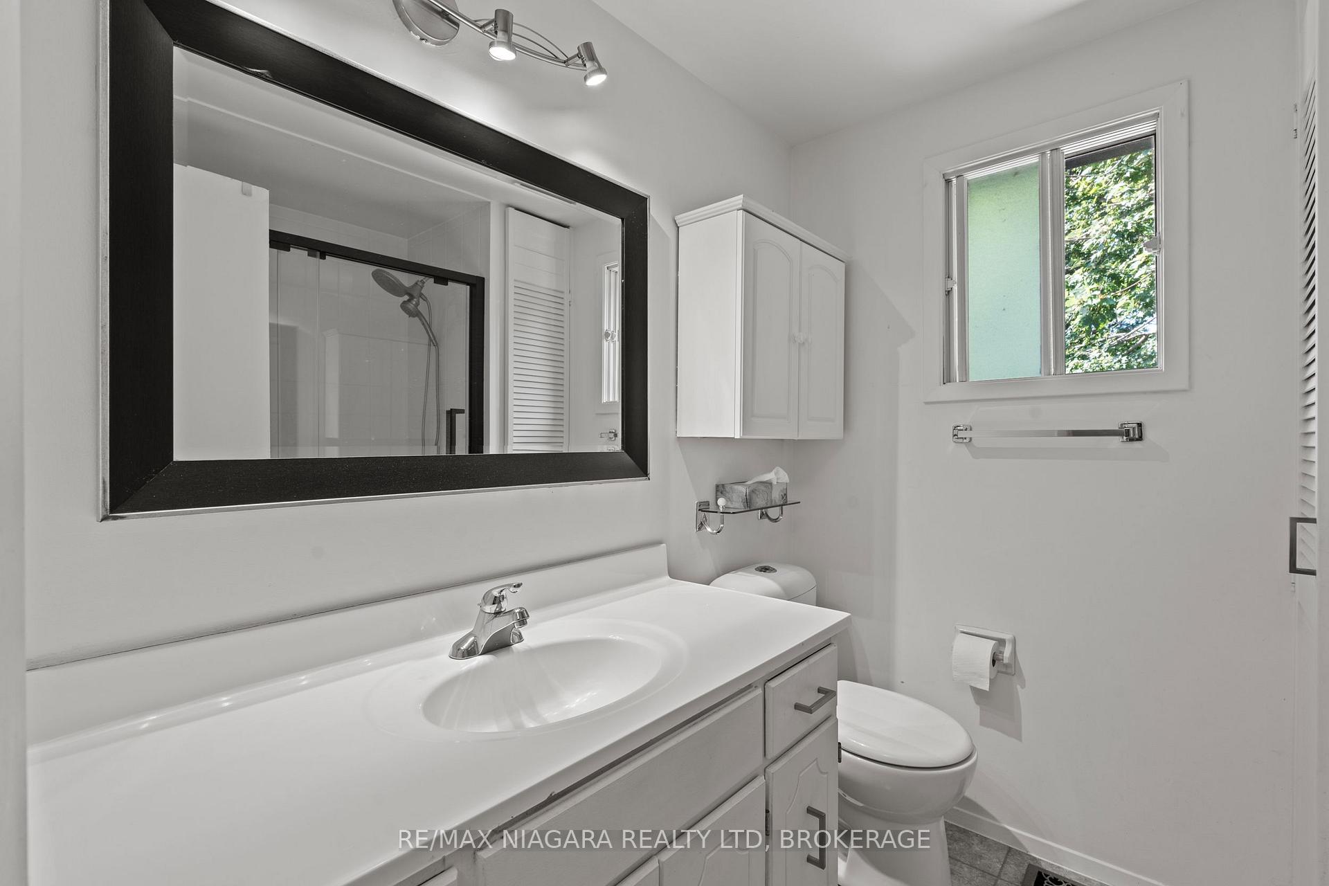 Photo 19 of 47 Birchpark Drive, Grimsby, Grimsby Beach — HOMEH