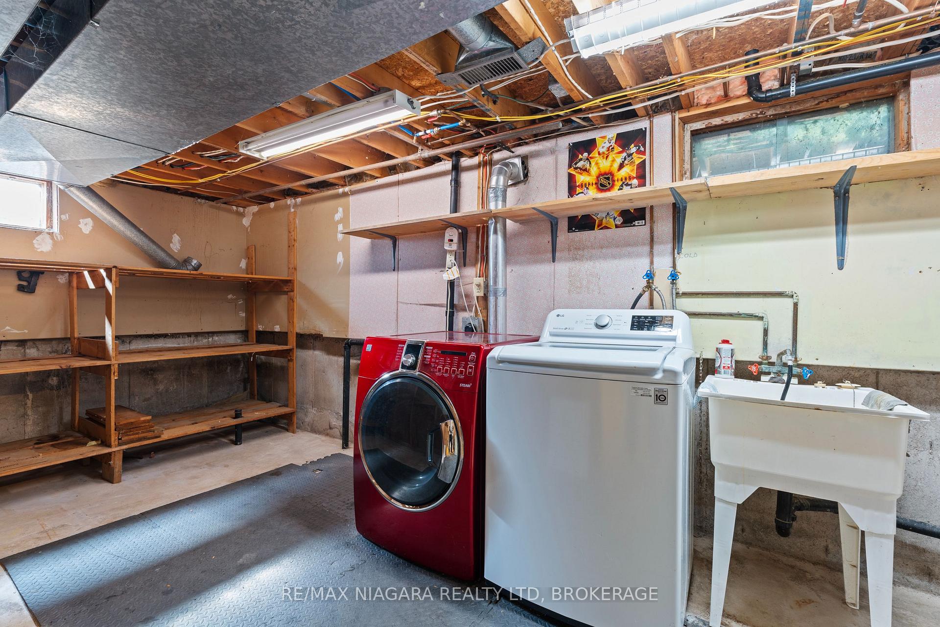 Photo 20 of 47 Birchpark Drive, Grimsby, Grimsby Beach — HOMEH
