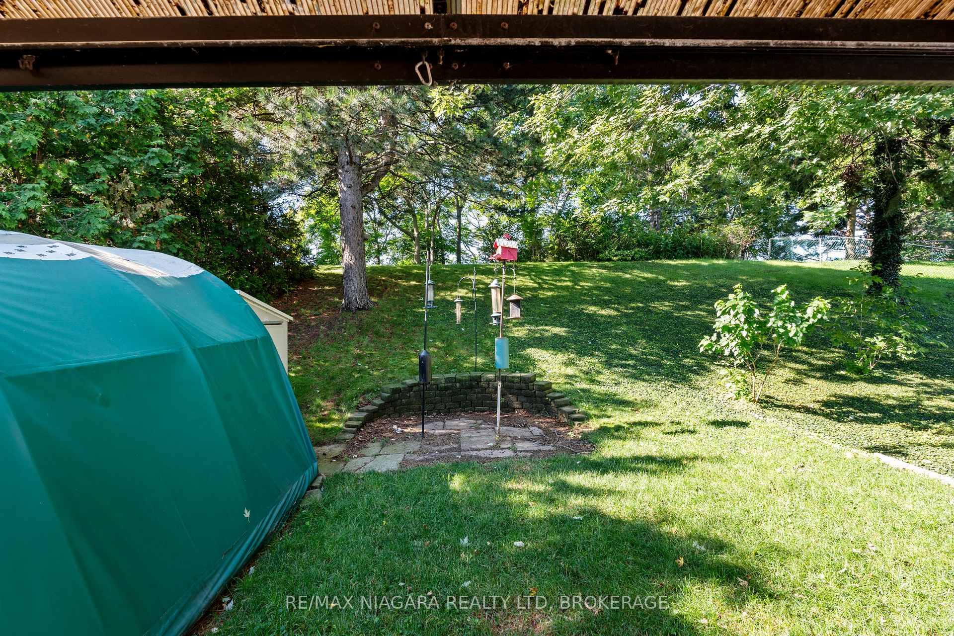 Photo 23 of 47 Birchpark Drive, Grimsby, Grimsby Beach — HOMEH