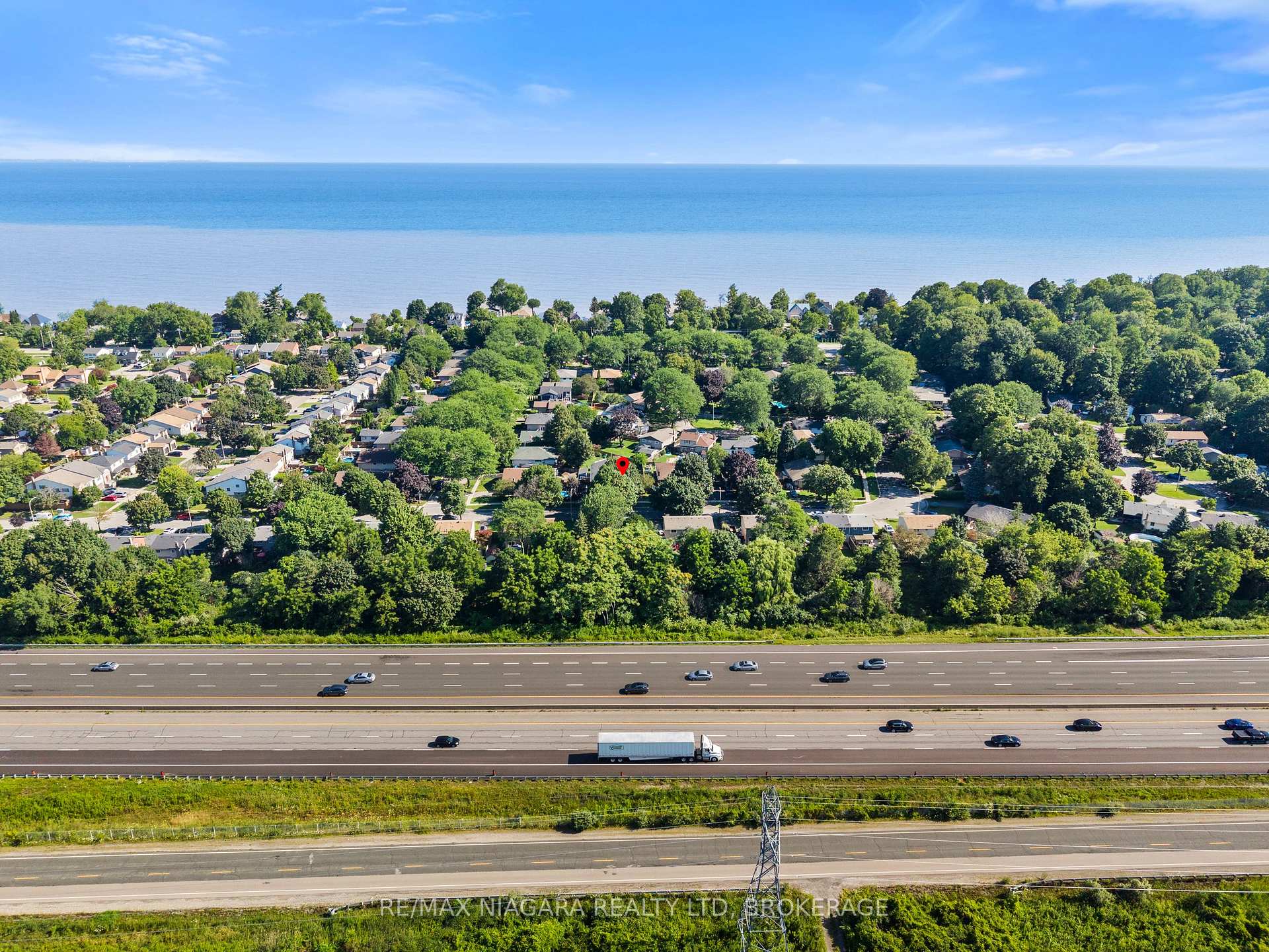 Photo 29 of 47 Birchpark Drive, Grimsby, Grimsby Beach — HOMEH
