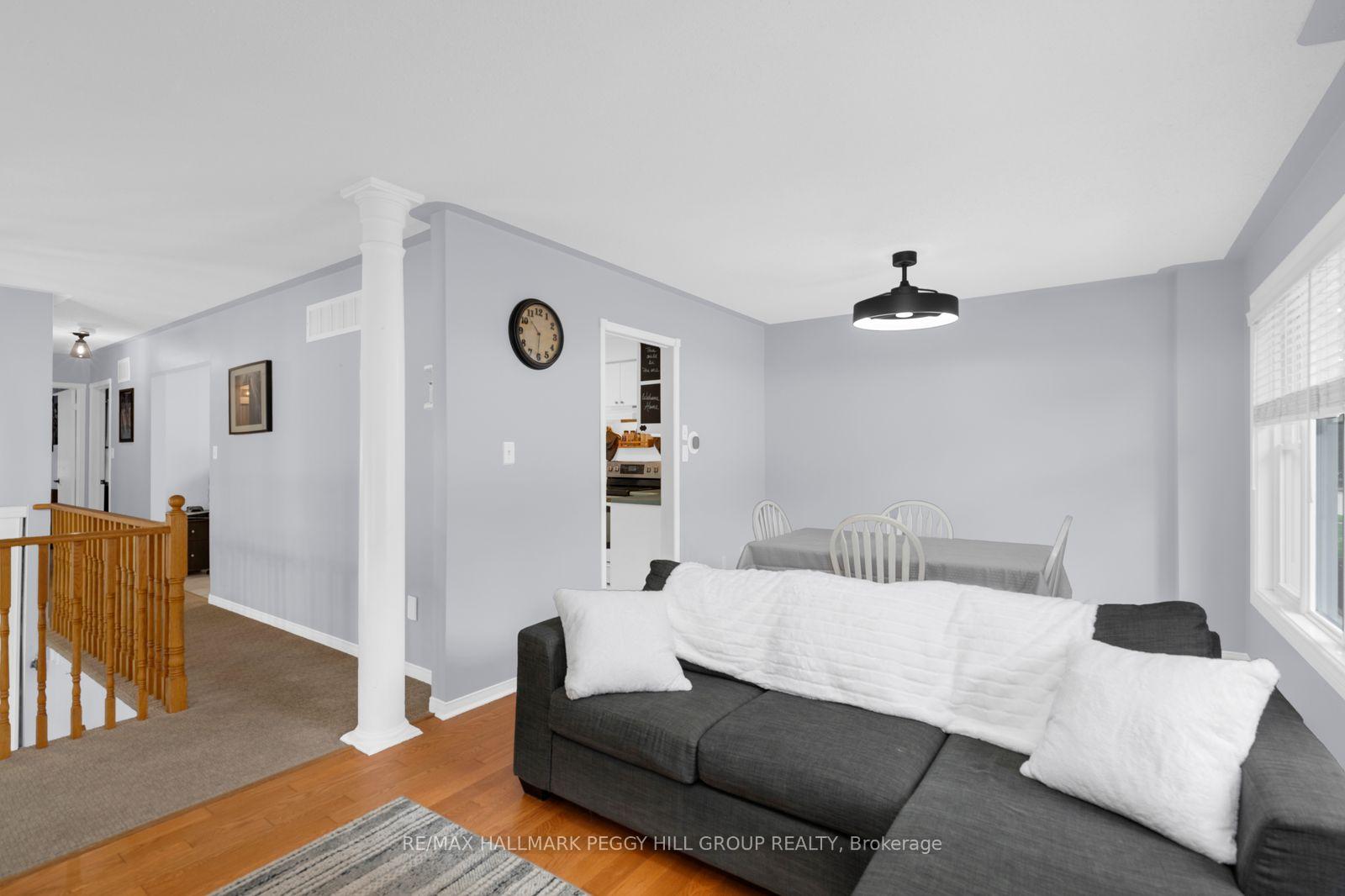 Photo 3 of 52 Harbour Crescent, Wasaga Beach — HOMEH